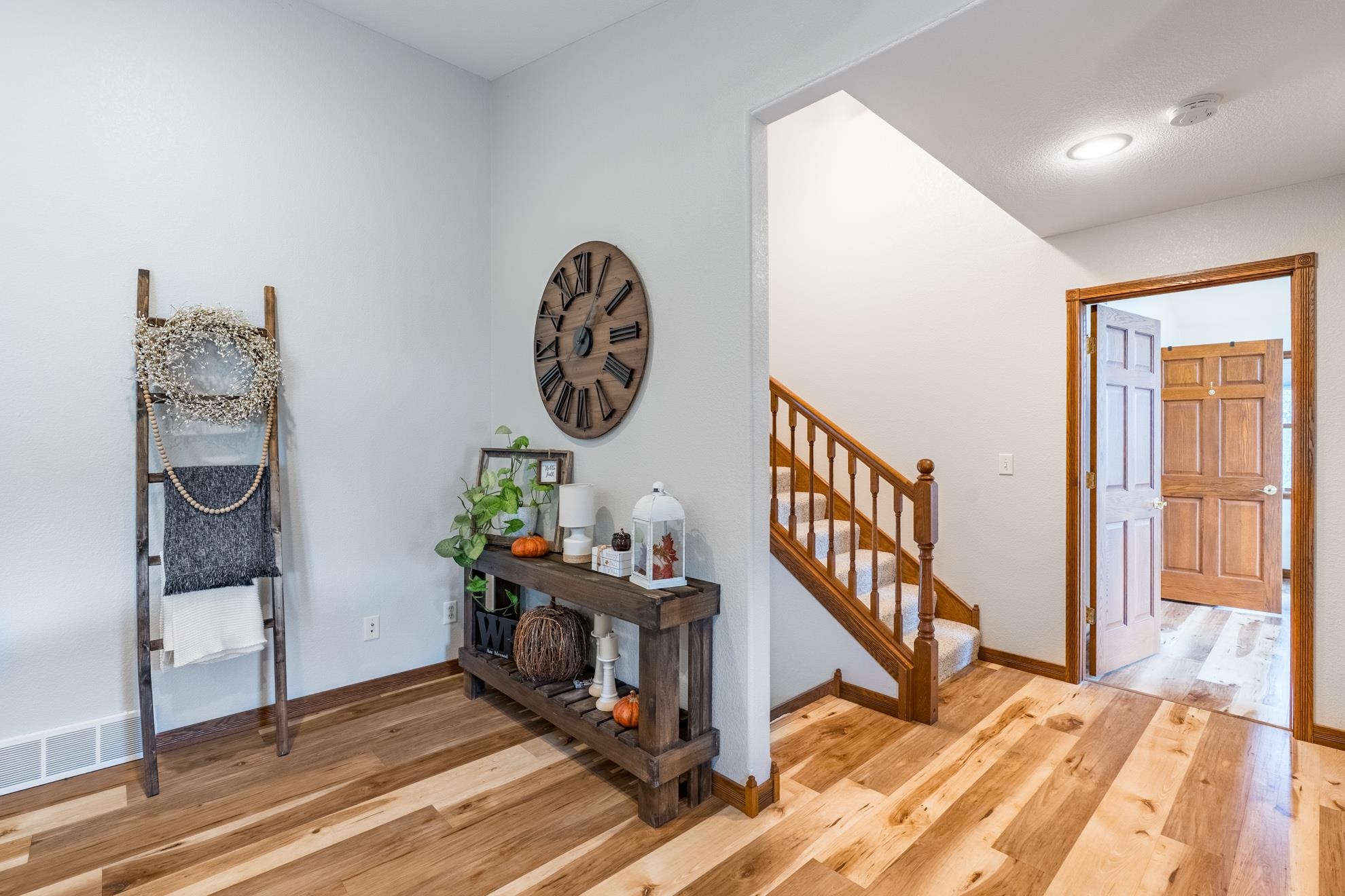 1907 BRANDON CIRCLE, Wausau, Wisconsin 54401, 4 Bedrooms Bedrooms, ,3 BathroomsBathrooms,Residential,For Sale,1907 BRANDON CIRCLE,22604482
