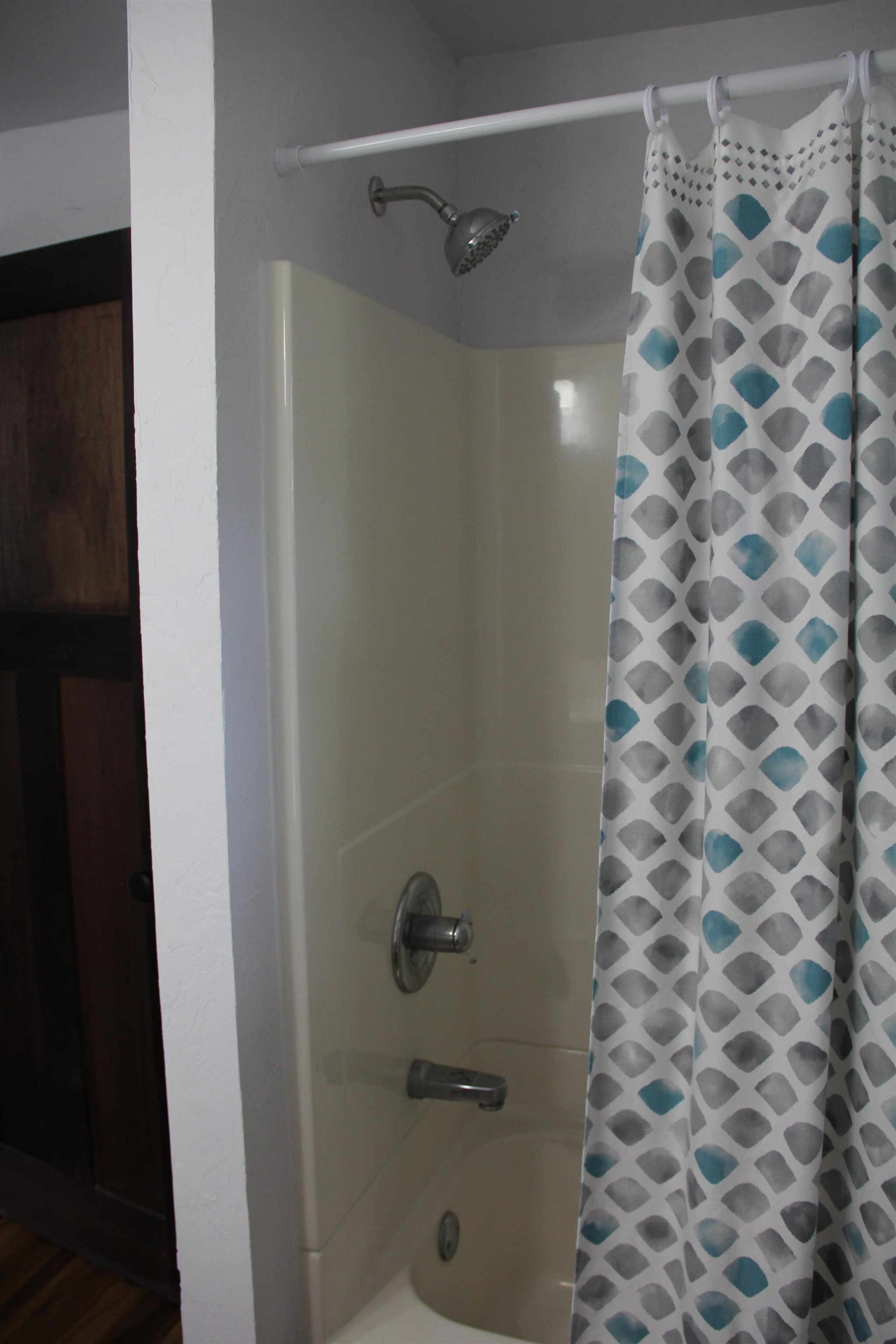 833 & 833-1/2 HENRIETTA STREET, Wausau, Wisconsin 54403, 2 Bedrooms Bedrooms, 5 Rooms Rooms,1 BathroomBathrooms,Multi-family,For Sale,833 & 833-1/2 HENRIETTA STREET,22604487