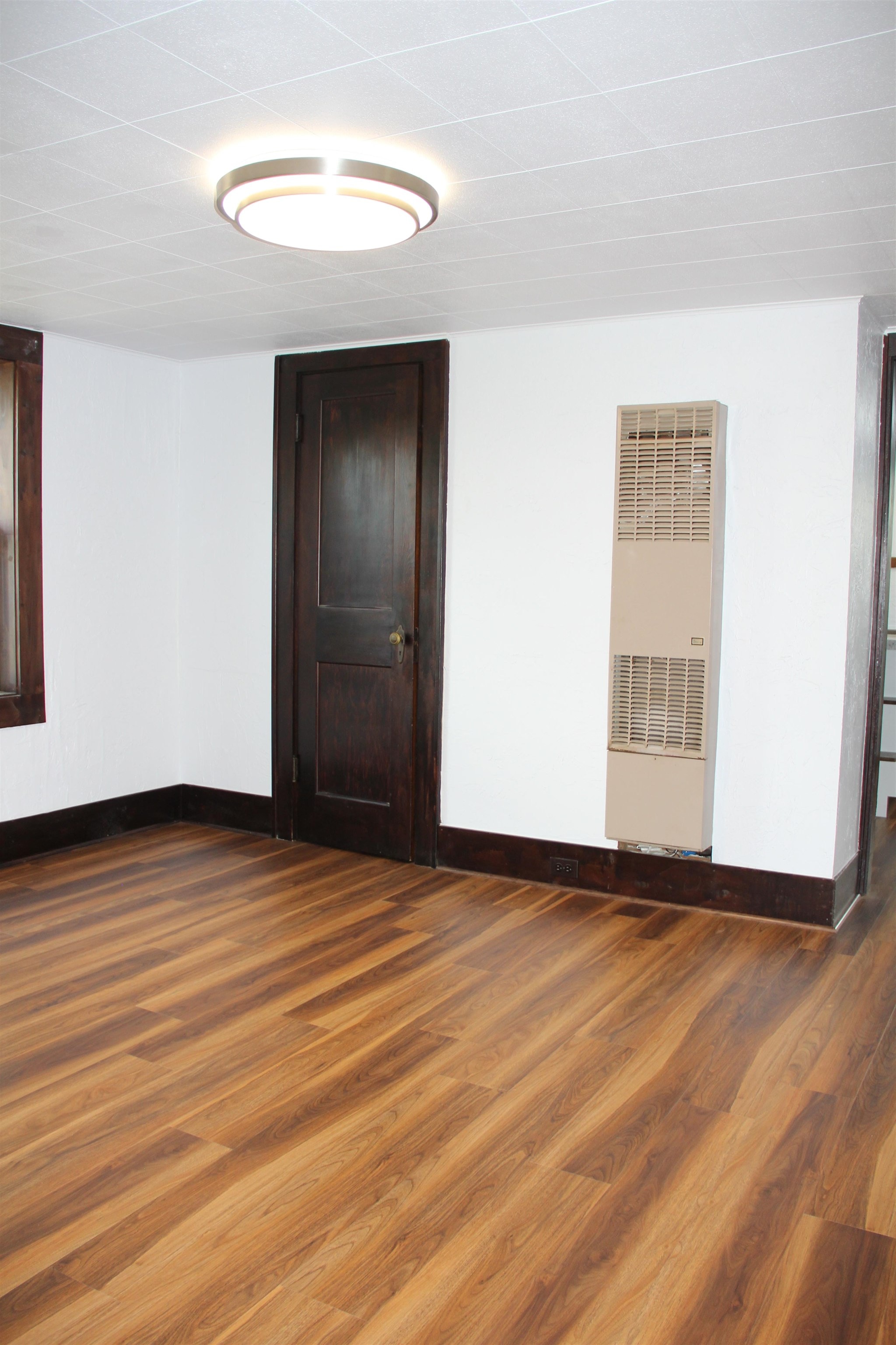 833 & 833-1/2 HENRIETTA STREET, Wausau, Wisconsin 54403, 2 Bedrooms Bedrooms, 5 Rooms Rooms,1 BathroomBathrooms,Multi-family,For Sale,833 & 833-1/2 HENRIETTA STREET,22604487