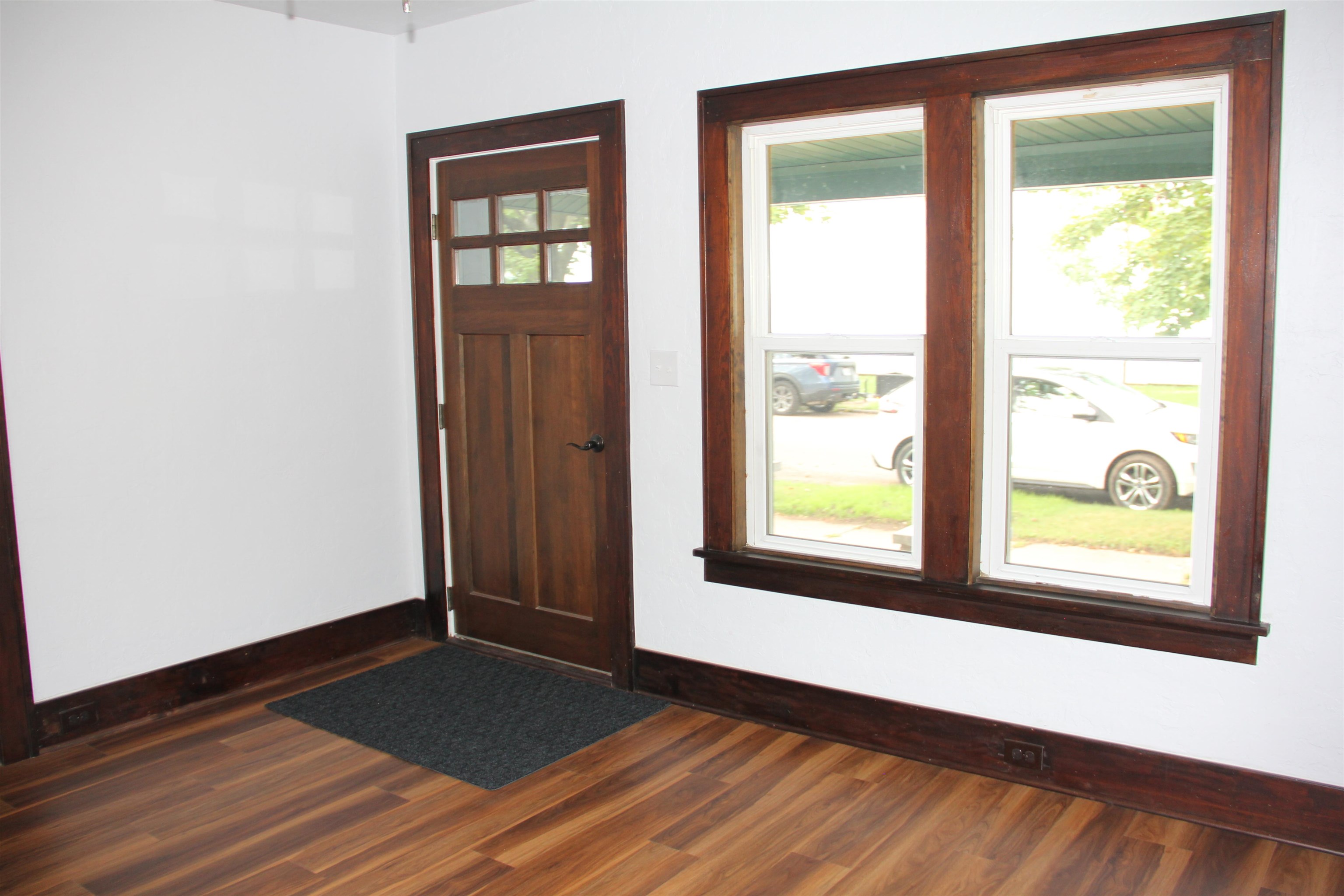 833 & 833-1/2 HENRIETTA STREET, Wausau, Wisconsin 54403, 2 Bedrooms Bedrooms, 5 Rooms Rooms,1 BathroomBathrooms,Multi-family,For Sale,833 & 833-1/2 HENRIETTA STREET,22604487