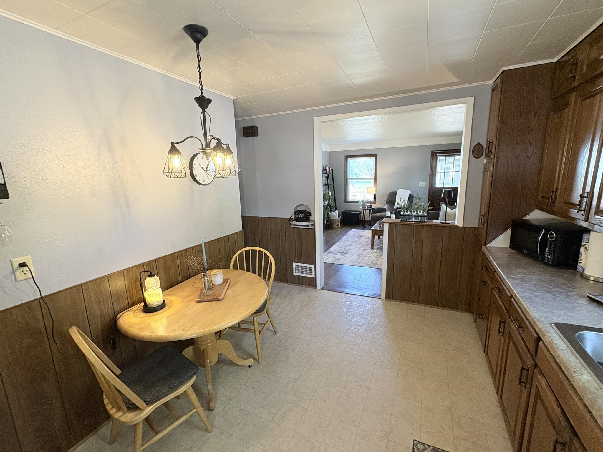 411 11TH STREET SOUTH, Wisconsin Rapids, Wisconsin 54494, 3 Bedrooms Bedrooms, ,1 BathroomBathrooms,Residential,For Sale,411 11TH STREET SOUTH,22604491