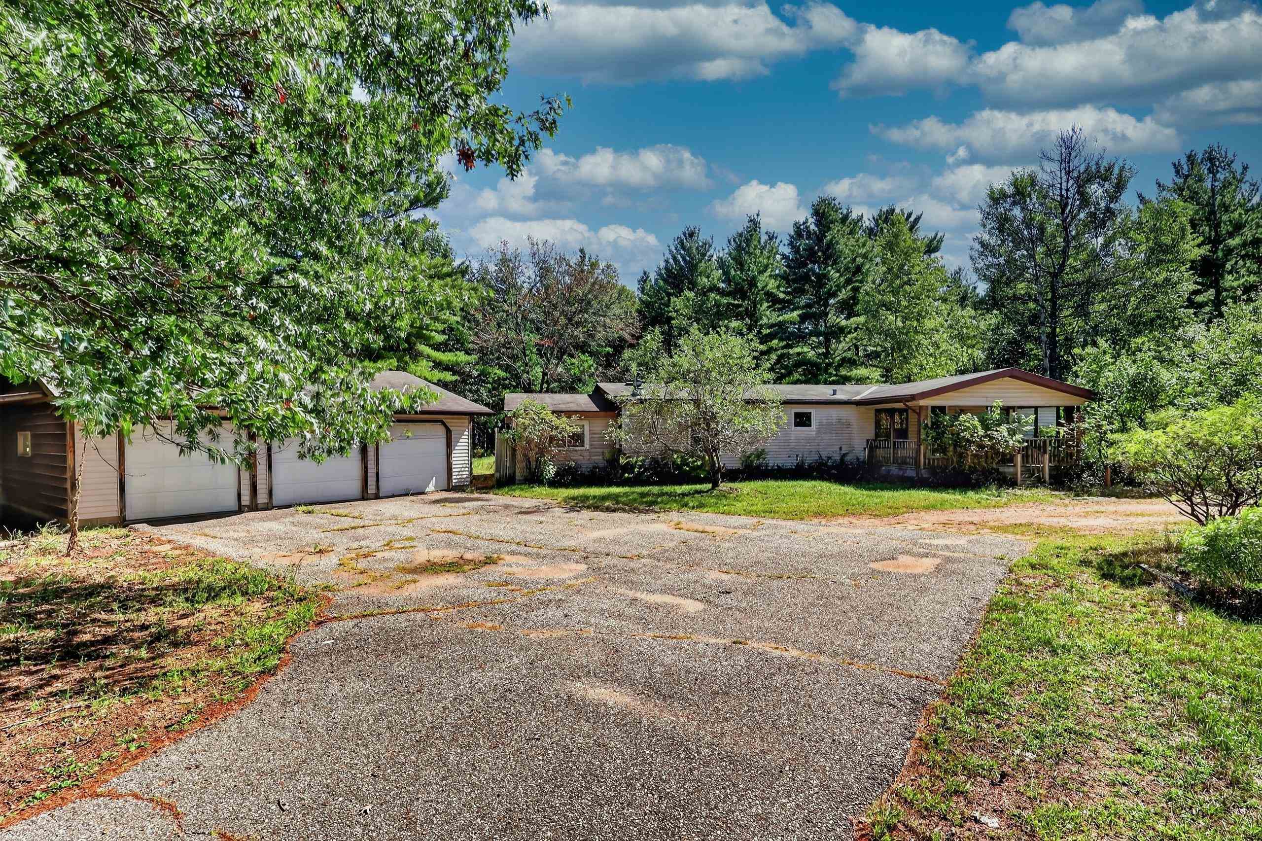 4311 58TH STREET SOUTH, Wisconsin Rapids, Wisconsin 54494, 3 Bedrooms Bedrooms, ,2 BathroomsBathrooms,Residential,For Sale,4311 58TH STREET SOUTH,22604492