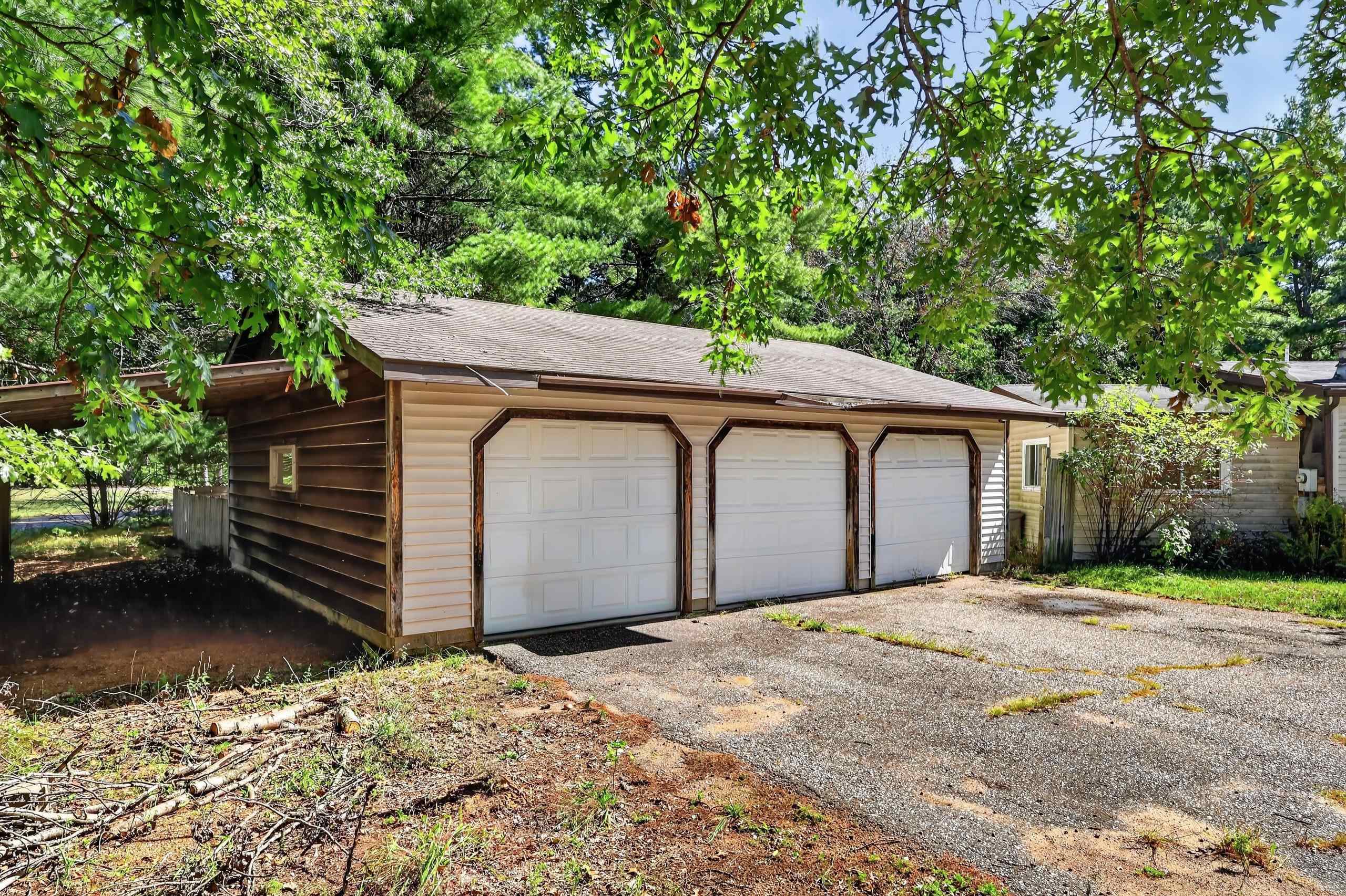 4311 58TH STREET SOUTH, Wisconsin Rapids, Wisconsin 54494, 3 Bedrooms Bedrooms, ,2 BathroomsBathrooms,Residential,For Sale,4311 58TH STREET SOUTH,22604492