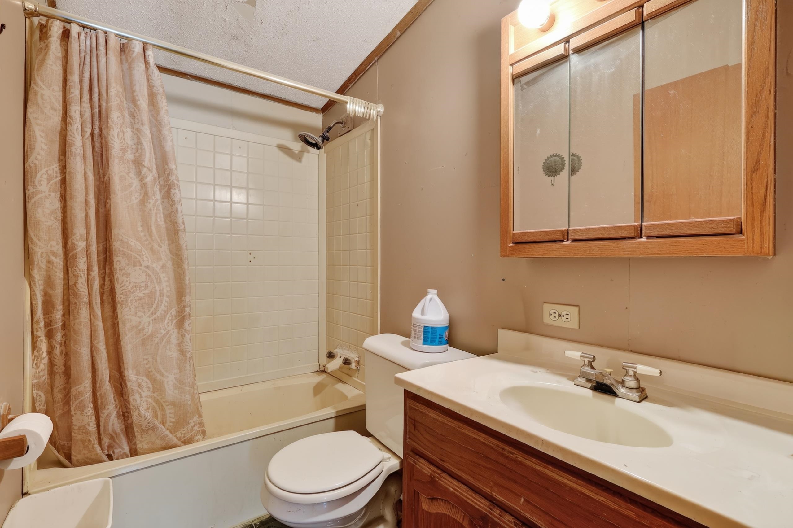 4311 58TH STREET SOUTH, Wisconsin Rapids, Wisconsin 54494, 3 Bedrooms Bedrooms, ,2 BathroomsBathrooms,Residential,For Sale,4311 58TH STREET SOUTH,22604492