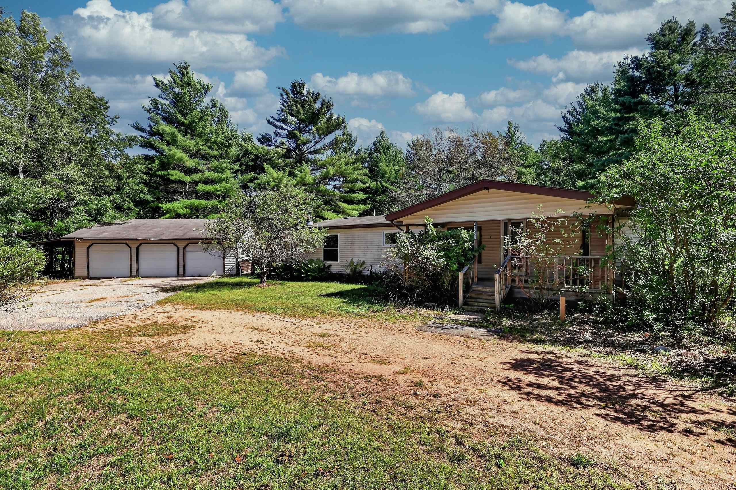 4311 58TH STREET SOUTH, Wisconsin Rapids, Wisconsin 54494, 3 Bedrooms Bedrooms, ,2 BathroomsBathrooms,Residential,For Sale,4311 58TH STREET SOUTH,22604492