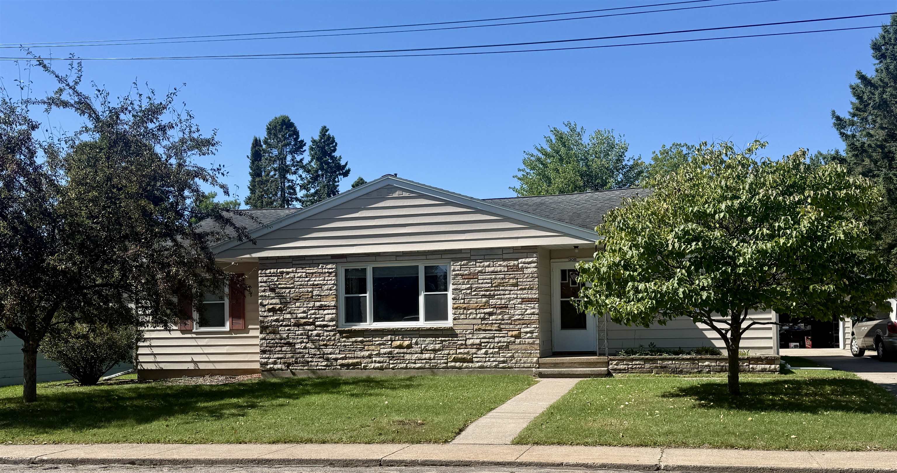 308 S SALES STREET, Merrill, Wisconsin 54452, 3 Bedrooms Bedrooms, ,2 BathroomsBathrooms,Residential,For Sale,308 S SALES STREET,22604495