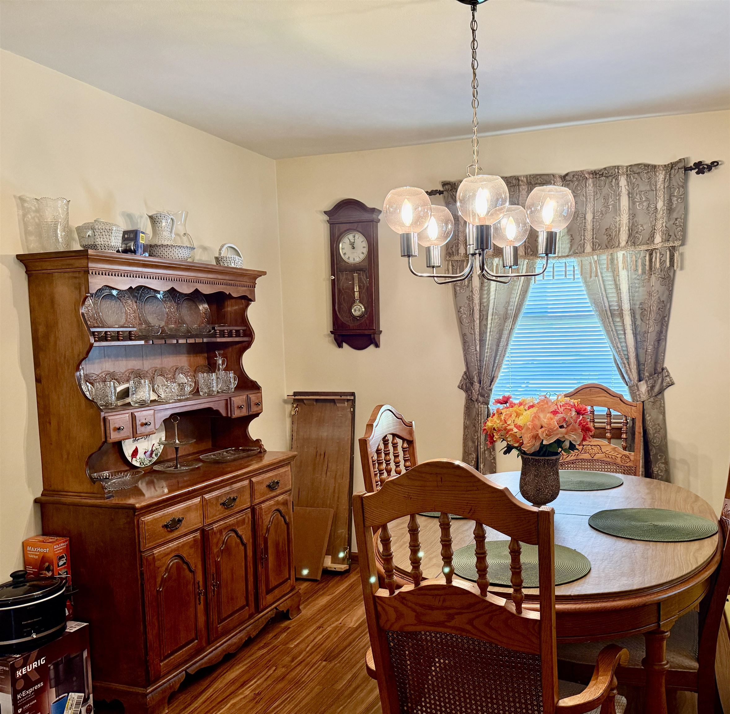 308 S SALES STREET, Merrill, Wisconsin 54452, 3 Bedrooms Bedrooms, ,2 BathroomsBathrooms,Residential,For Sale,308 S SALES STREET,22604495