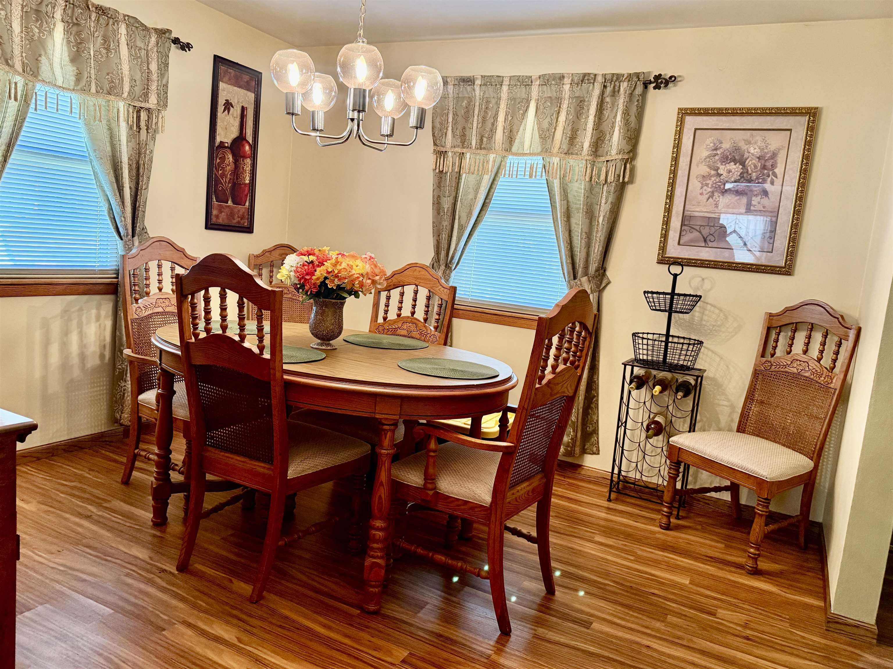 308 S SALES STREET, Merrill, Wisconsin 54452, 3 Bedrooms Bedrooms, ,2 BathroomsBathrooms,Residential,For Sale,308 S SALES STREET,22604495