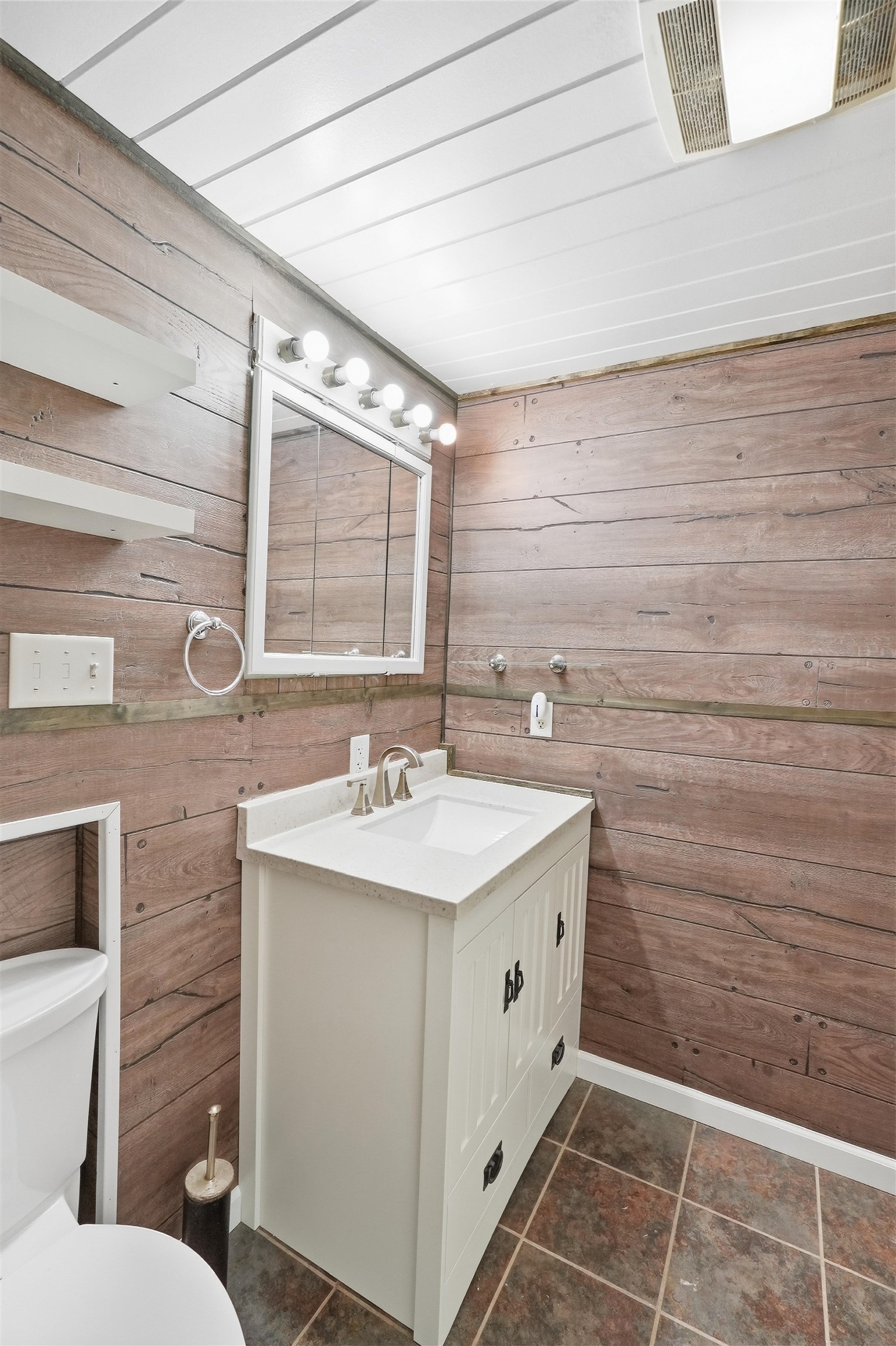316 LINCOLN STREET, Stanley, Wisconsin 54768, 3 Bedrooms Bedrooms, ,1 BathroomBathrooms,Residential,For Sale,316 LINCOLN STREET,22604496