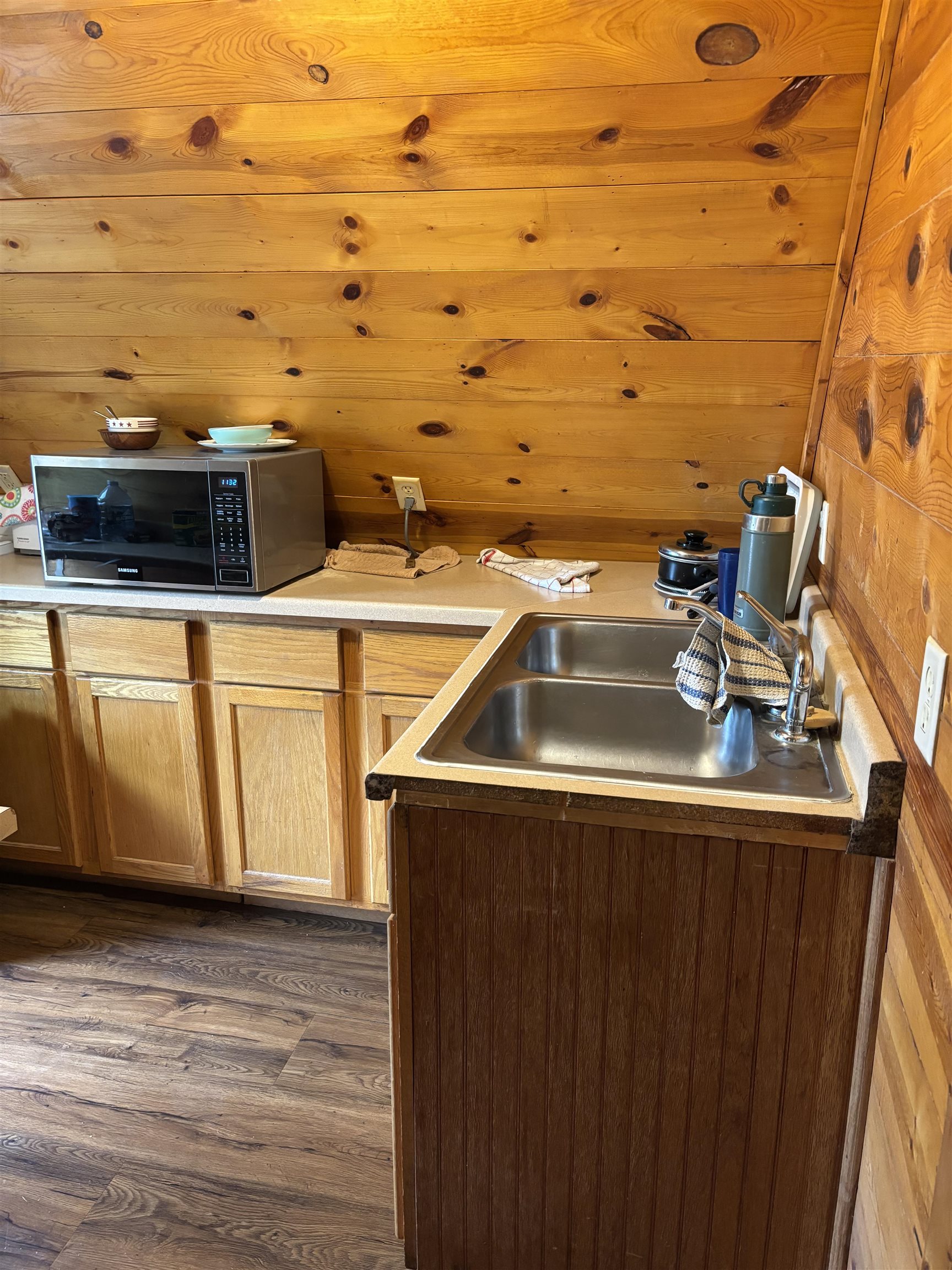 674 BEEBE STREET, Phillips, Wisconsin 54555, 2 Bedrooms Bedrooms, ,2 BathroomsBathrooms,Residential,For Sale,674 BEEBE STREET,22604497