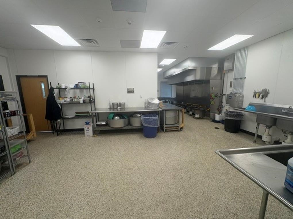 2520 N 14TH AVENUE, Wausau, Wisconsin 54401, ,Commercial/industrial,For Sale,2520 N 14TH AVENUE,22604498