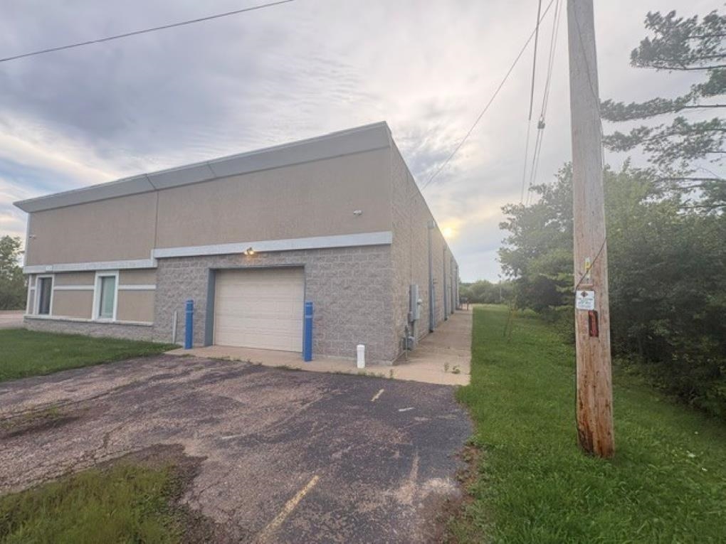 2520 N 14TH AVENUE, Wausau, Wisconsin 54401, ,Commercial/industrial,For Sale,2520 N 14TH AVENUE,22604498