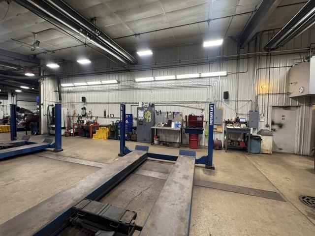 6007 MUNICIPAL STREET, Weston, Wisconsin 54476, ,Commercial/industrial,For Sale,6007 MUNICIPAL STREET,22604500