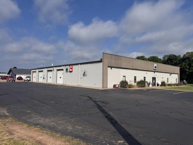 6007 MUNICIPAL STREET, Weston, Wisconsin 54476, ,Commercial/industrial,For Sale,6007 MUNICIPAL STREET,22604500