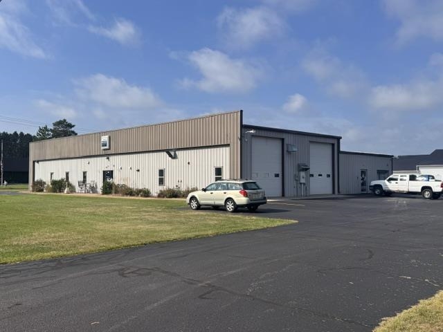 6007 MUNICIPAL STREET, Weston, Wisconsin 54476, ,Commercial/industrial,For Sale,6007 MUNICIPAL STREET,22604500