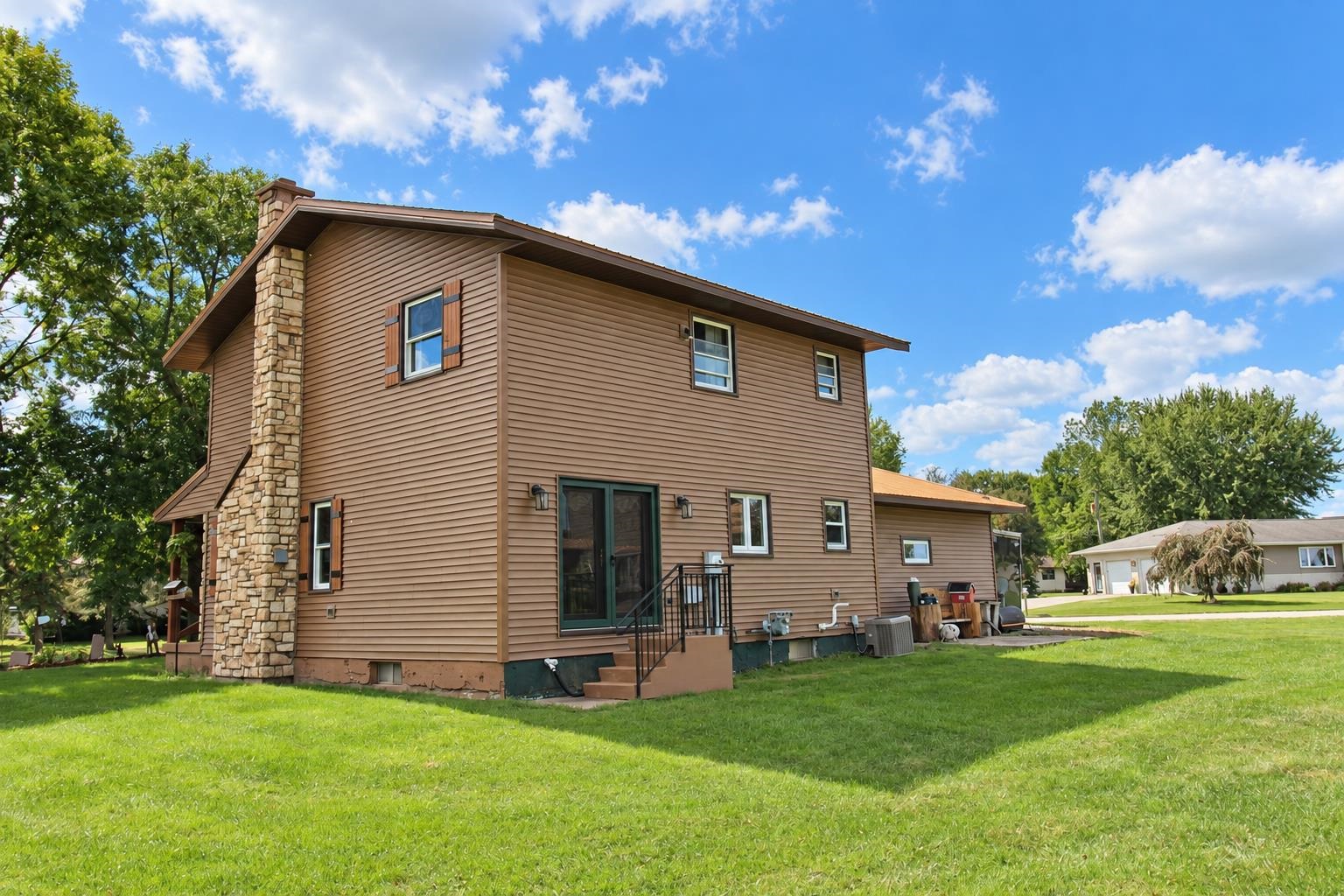 109 LUDWIG DRIVE, Dorchester, Wisconsin 54425, 3 Bedrooms Bedrooms, ,1 BathroomBathrooms,Residential,For Sale,109 LUDWIG DRIVE,22604502