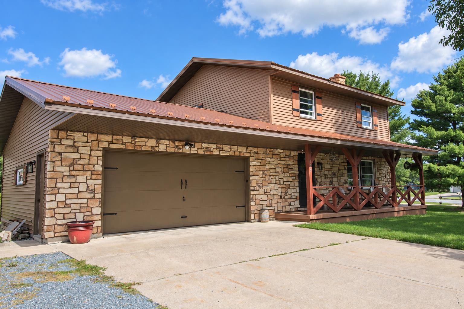 109 LUDWIG DRIVE, Dorchester, Wisconsin 54425, 3 Bedrooms Bedrooms, ,1 BathroomBathrooms,Residential,For Sale,109 LUDWIG DRIVE,22604502