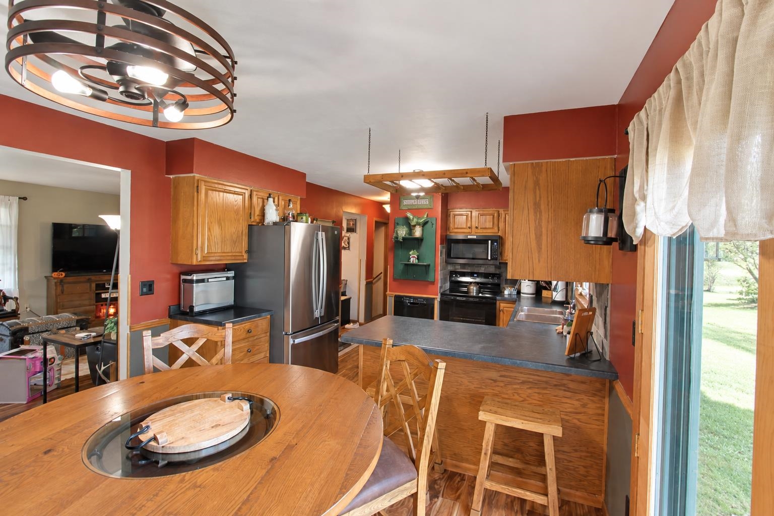 109 LUDWIG DRIVE, Dorchester, Wisconsin 54425, 3 Bedrooms Bedrooms, ,1 BathroomBathrooms,Residential,For Sale,109 LUDWIG DRIVE,22604502