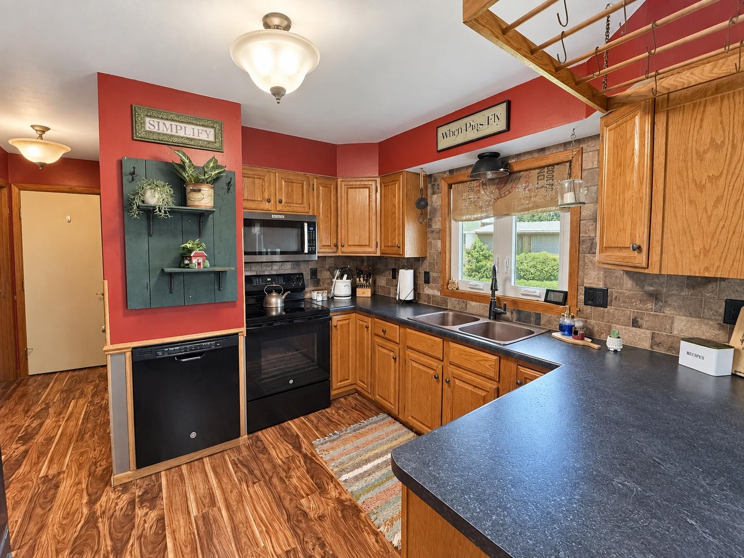 109 LUDWIG DRIVE, Dorchester, Wisconsin 54425, 3 Bedrooms Bedrooms, ,1 BathroomBathrooms,Residential,For Sale,109 LUDWIG DRIVE,22604502