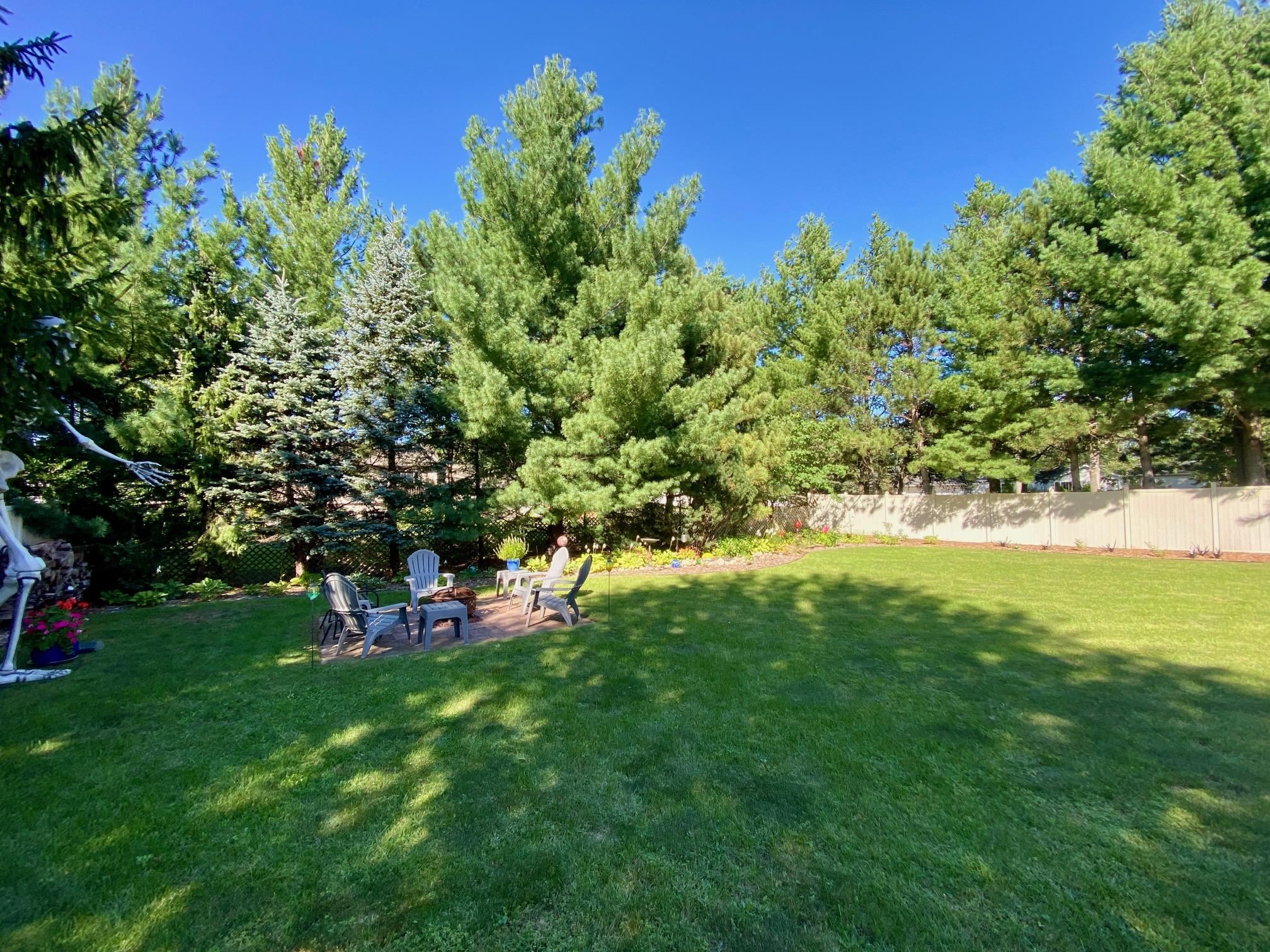 3010 PENDLETON PLACE, Plover, Wisconsin 54467, 3 Bedrooms Bedrooms, ,2 BathroomsBathrooms,Residential,For Sale,3010 PENDLETON PLACE,22604504