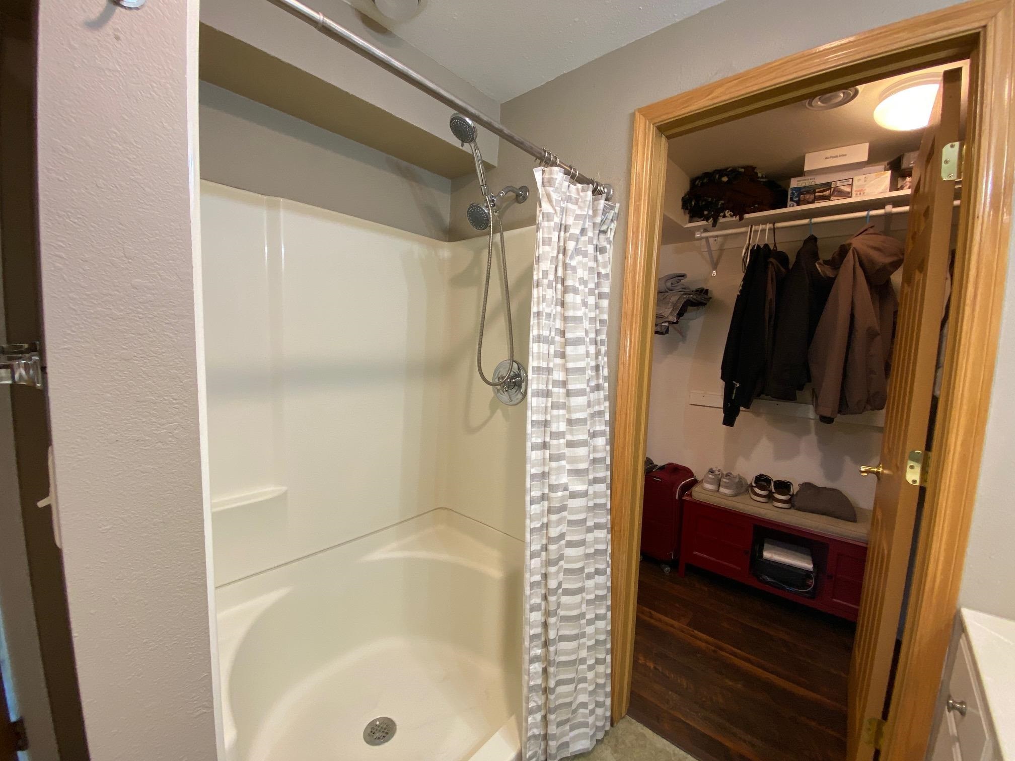 3010 PENDLETON PLACE, Plover, Wisconsin 54467, 3 Bedrooms Bedrooms, ,2 BathroomsBathrooms,Residential,For Sale,3010 PENDLETON PLACE,22604504