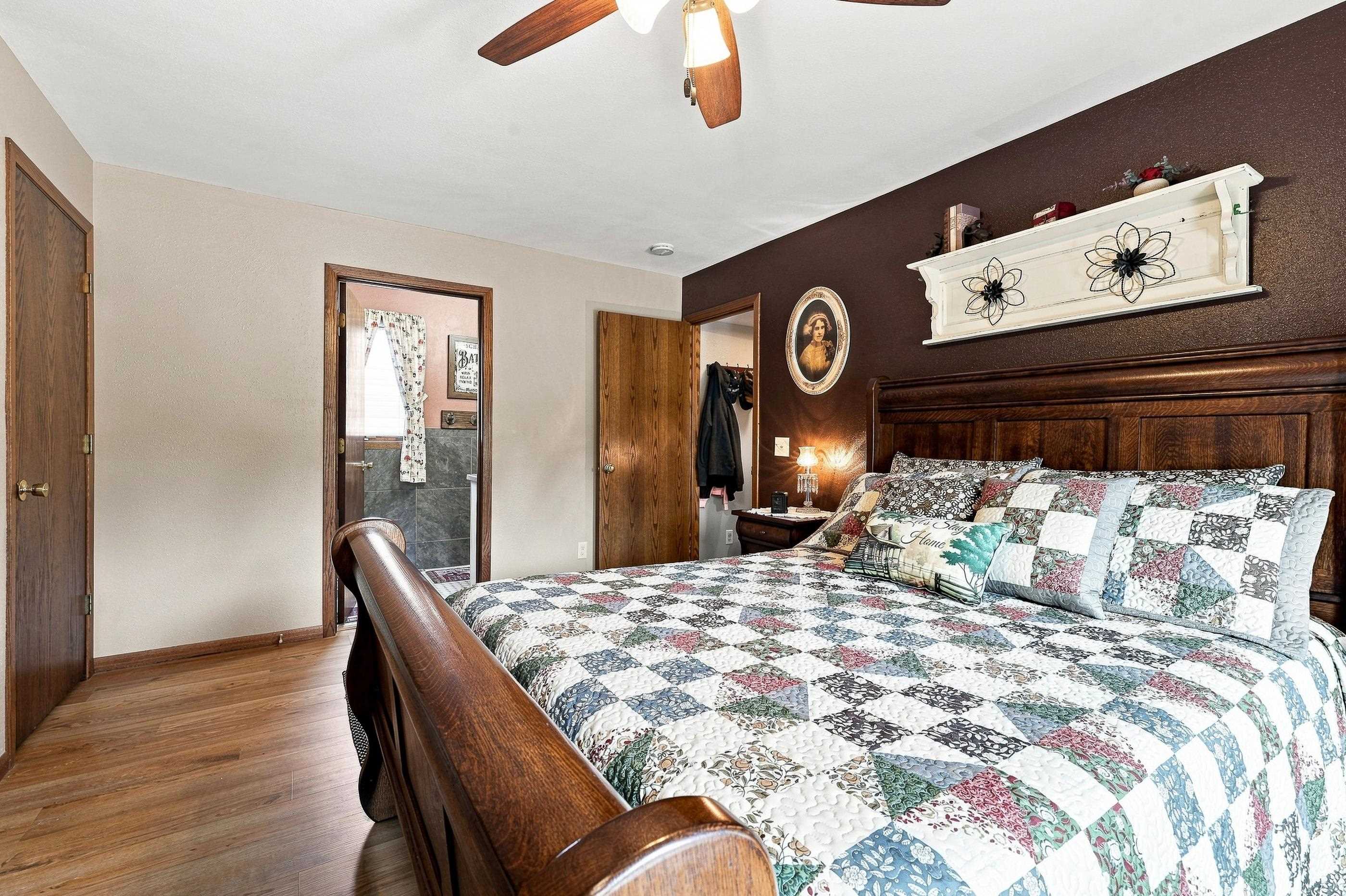 5441 2ND AVENUE, Rudolph, Wisconsin 54475, 4 Bedrooms Bedrooms, ,2 BathroomsBathrooms,Residential,For Sale,5441 2ND AVENUE,22604508
