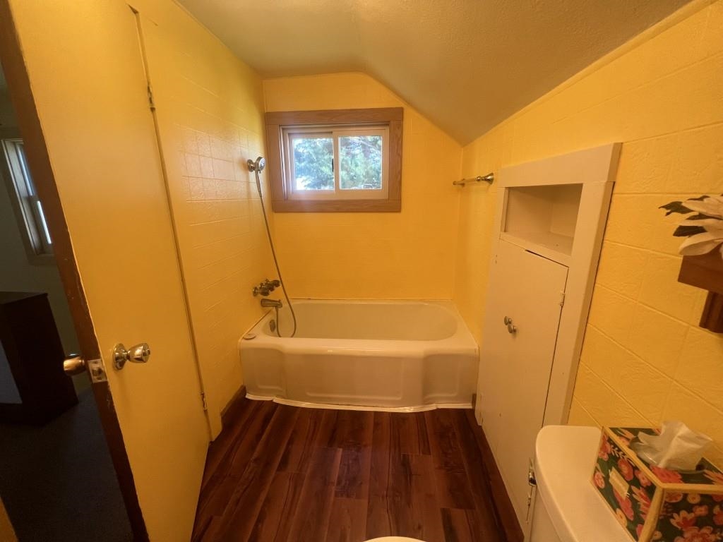 7021 NELSON LANE, Wisconsin Rapids, Wisconsin 54495, 3 Bedrooms Bedrooms, ,2 BathroomsBathrooms,Residential,For Sale,7021 NELSON LANE,22604509