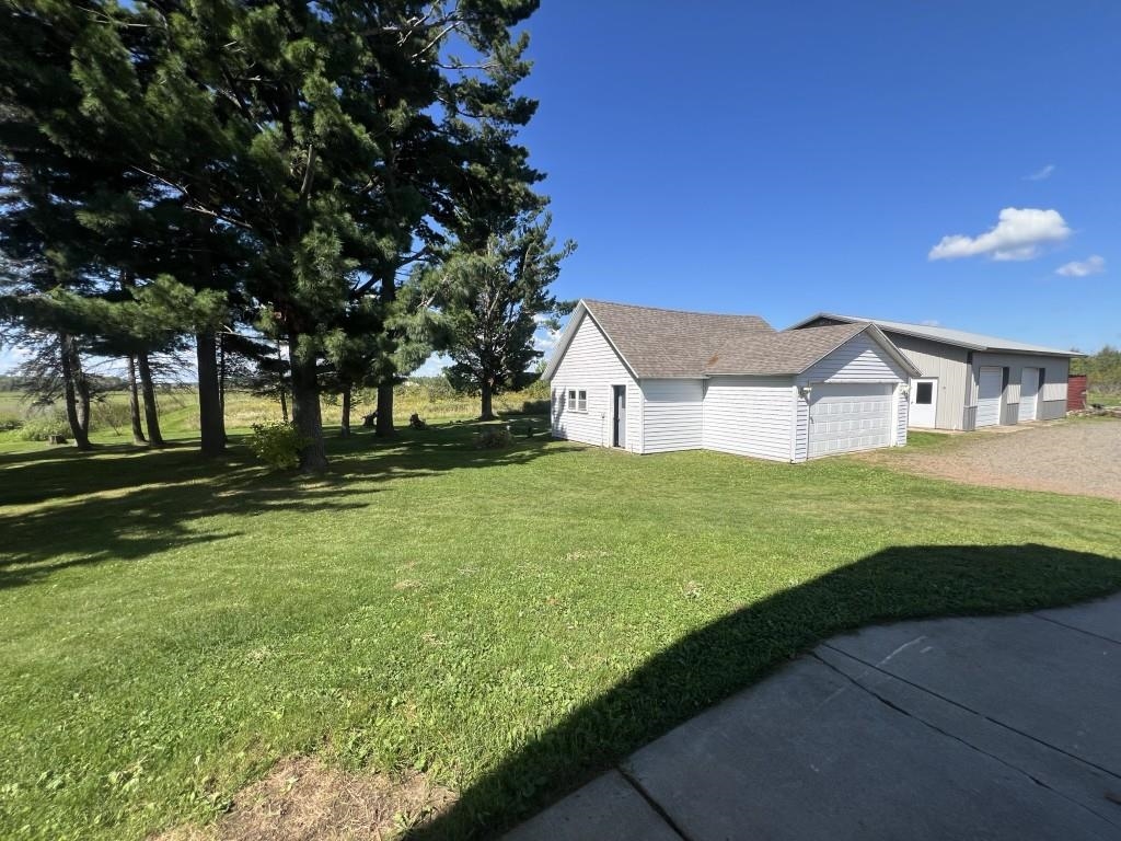 7021 NELSON LANE, Wisconsin Rapids, Wisconsin 54495, 3 Bedrooms Bedrooms, ,2 BathroomsBathrooms,Residential,For Sale,7021 NELSON LANE,22604509