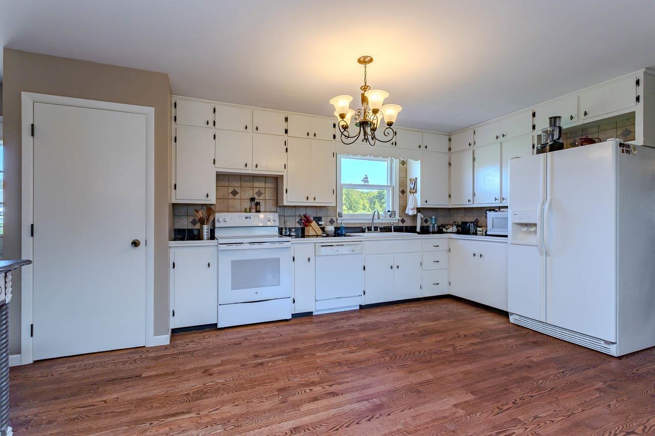 220855 COUNTY ROAD J, Schofield, Wisconsin 54476, 4 Bedrooms Bedrooms, ,1 BathroomBathrooms,Residential,For Sale,220855 COUNTY ROAD J,22604510