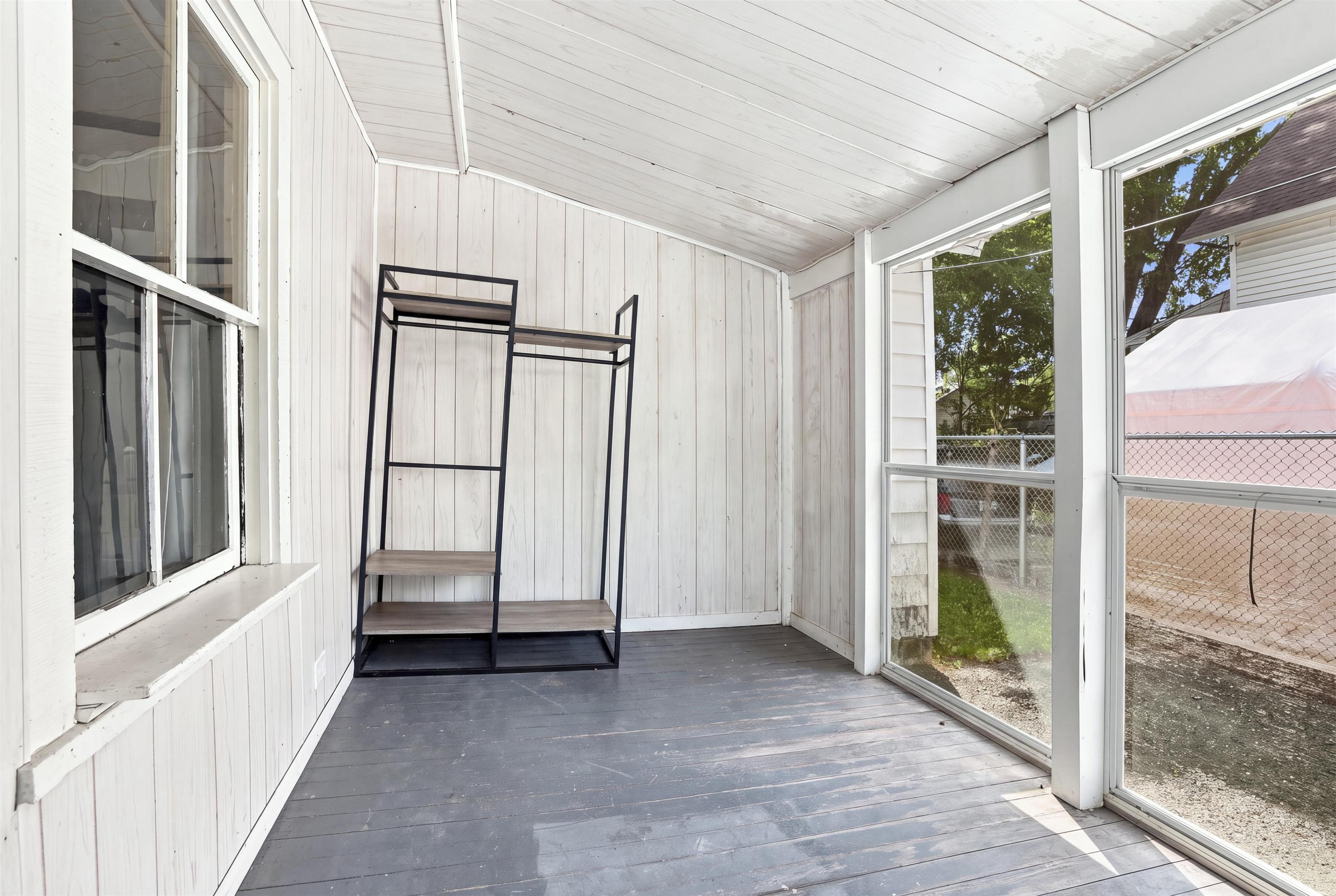 1733 OAK STREET, Stevens Point, Wisconsin 54481, 3 Bedrooms Bedrooms, ,1 BathroomBathrooms,Residential,For Sale,1733 OAK STREET,22604512