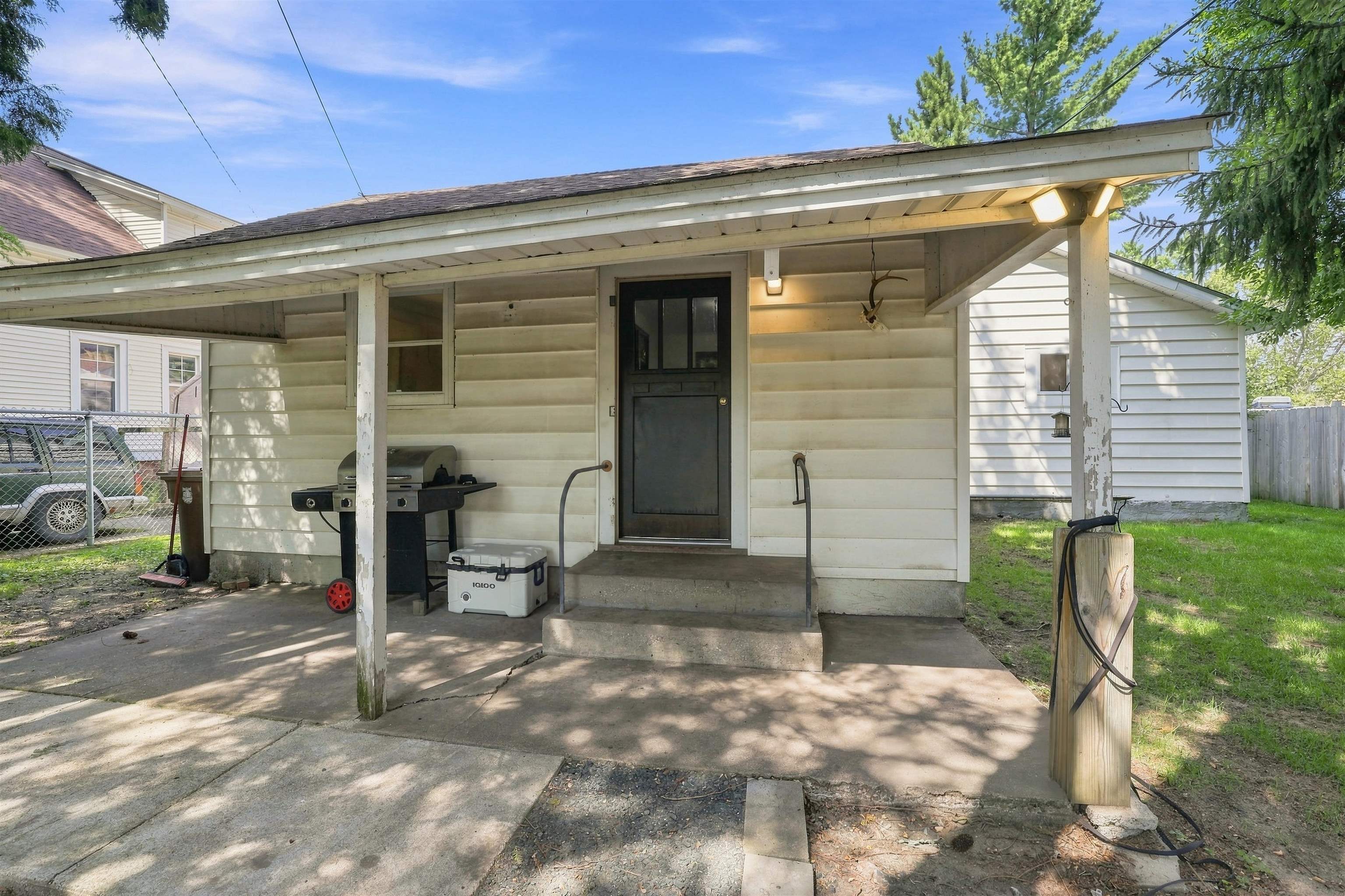 1733 OAK STREET, Stevens Point, Wisconsin 54481, 3 Bedrooms Bedrooms, ,1 BathroomBathrooms,Residential,For Sale,1733 OAK STREET,22604512