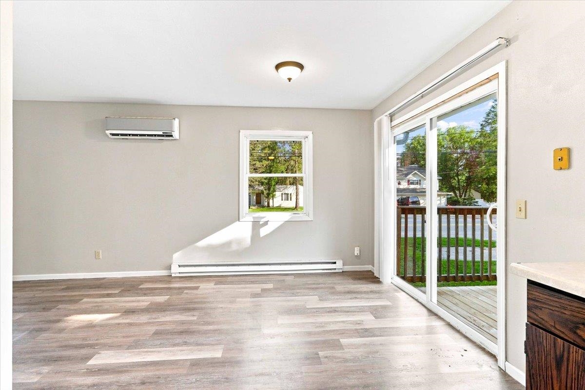2460 2ND AVENUE SOUTH, Wisconsin Rapids, Wisconsin 54495, 2 Bedrooms Bedrooms, 5 Rooms Rooms,1.5 BathroomsBathrooms,Multi-family,For Sale,2460 2ND AVENUE SOUTH,22604514