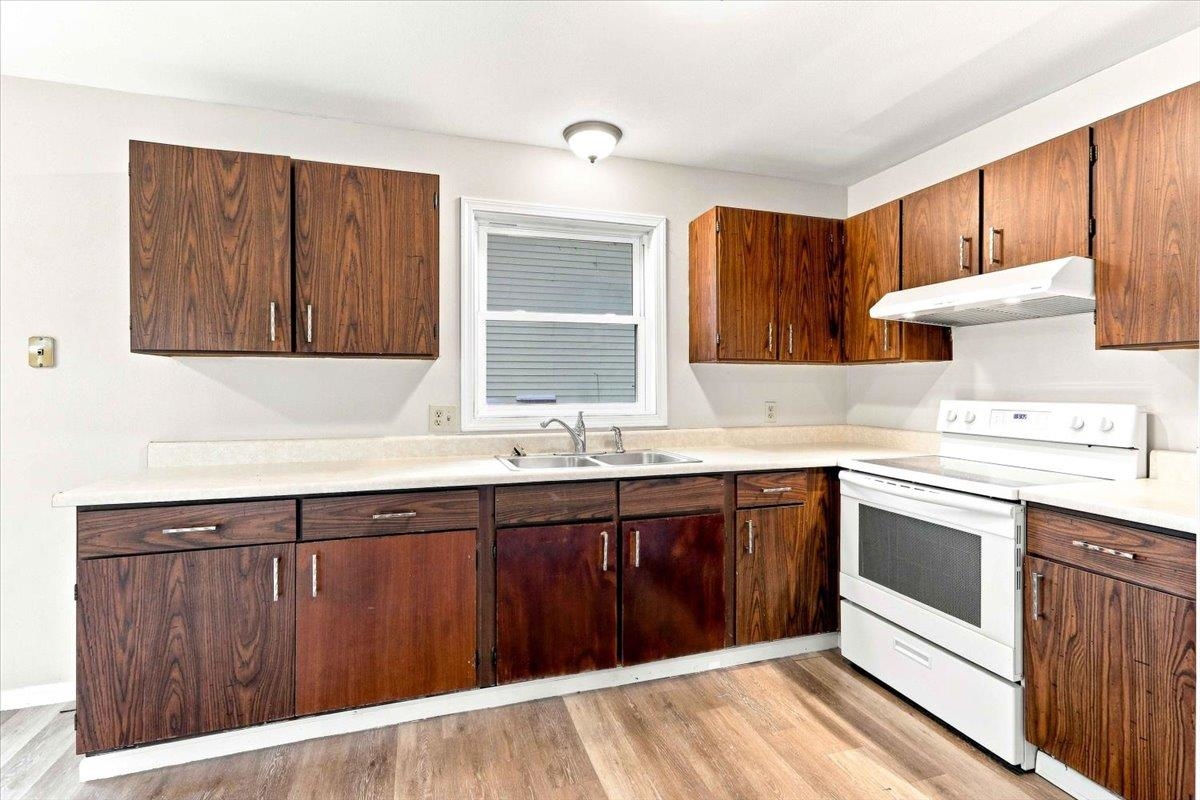 2460 2ND AVENUE SOUTH, Wisconsin Rapids, Wisconsin 54495, 2 Bedrooms Bedrooms, 5 Rooms Rooms,1.5 BathroomsBathrooms,Multi-family,For Sale,2460 2ND AVENUE SOUTH,22604514