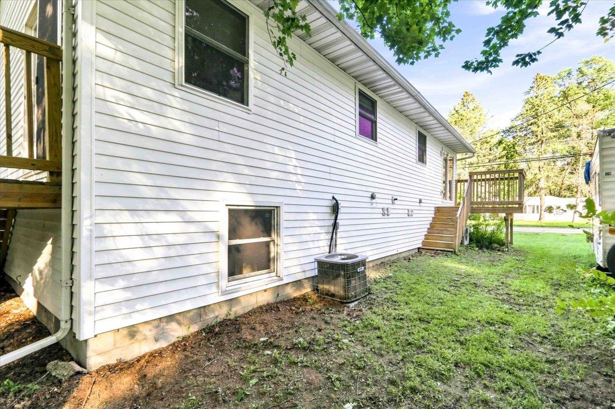 2460 2ND AVENUE SOUTH, Wisconsin Rapids, Wisconsin 54495, 2 Bedrooms Bedrooms, 5 Rooms Rooms,1.5 BathroomsBathrooms,Multi-family,For Sale,2460 2ND AVENUE SOUTH,22604514