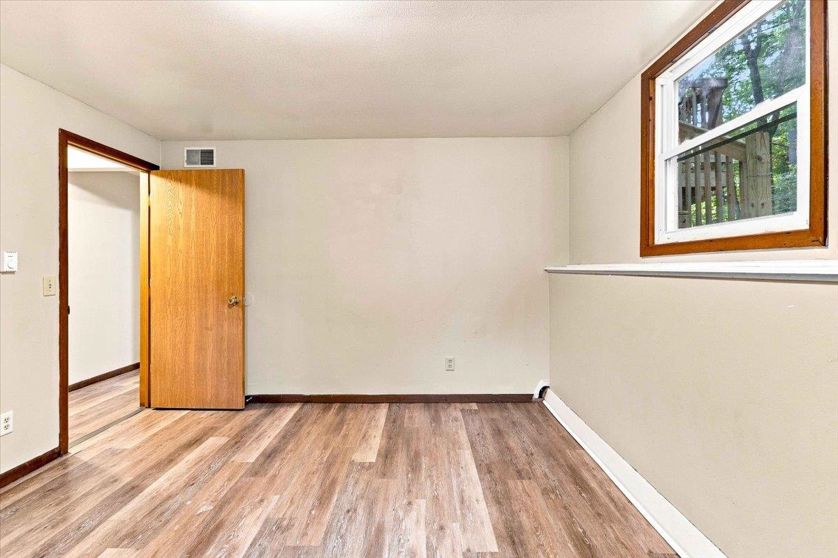 2460 2ND AVENUE SOUTH, Wisconsin Rapids, Wisconsin 54495, 2 Bedrooms Bedrooms, 5 Rooms Rooms,1.5 BathroomsBathrooms,Multi-family,For Sale,2460 2ND AVENUE SOUTH,22604514