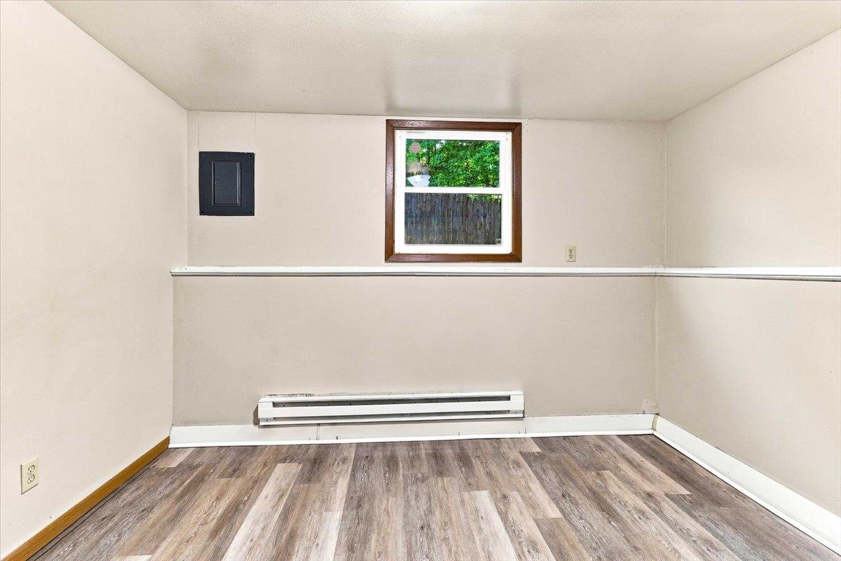 2460 2ND AVENUE SOUTH, Wisconsin Rapids, Wisconsin 54495, 2 Bedrooms Bedrooms, 5 Rooms Rooms,1.5 BathroomsBathrooms,Multi-family,For Sale,2460 2ND AVENUE SOUTH,22604514