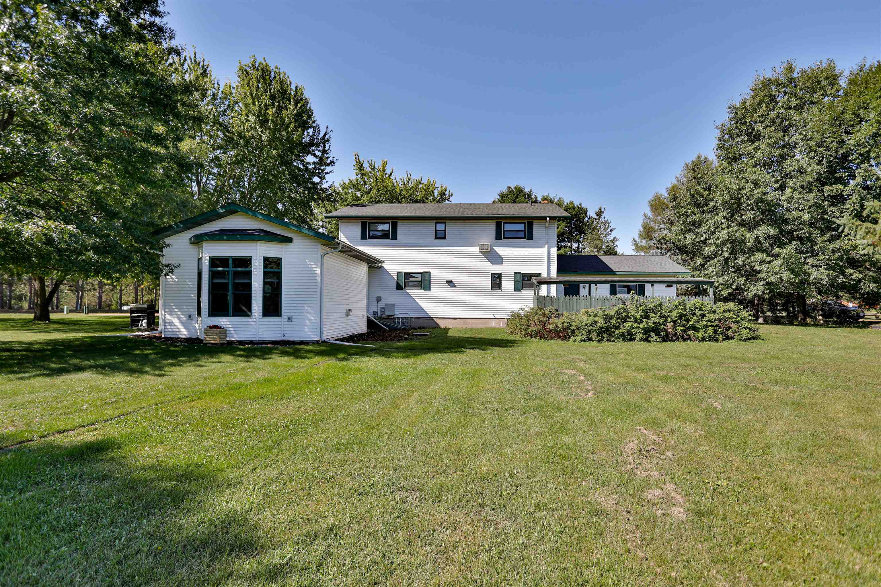N2938 LOKEMOEN ROAD, Merrill, Wisconsin 54452, 5 Bedrooms Bedrooms, ,3 BathroomsBathrooms,Residential,For Sale,N2938 LOKEMOEN ROAD,22604515