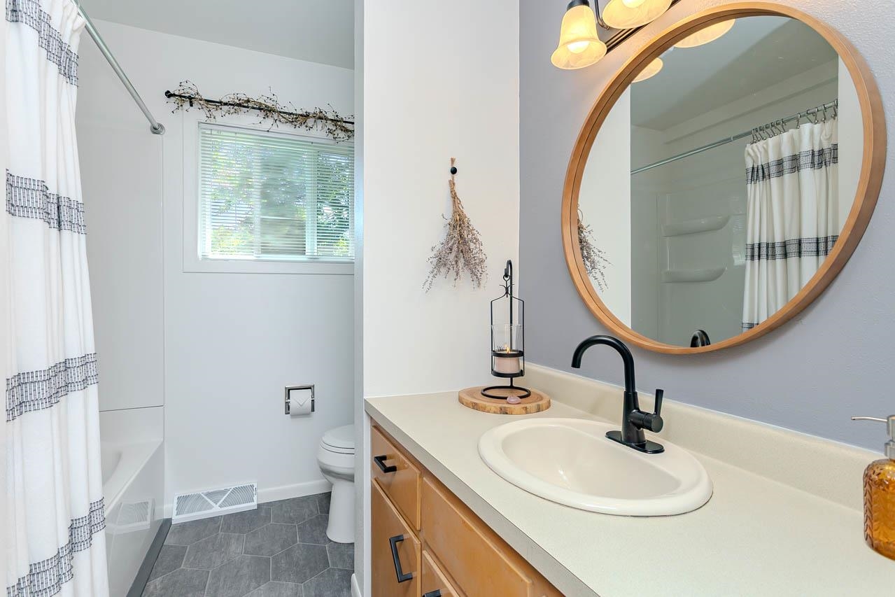 150947 WOODTHRUSH LANE, Wausau, Wisconsin 54401, 3 Bedrooms Bedrooms, ,1 BathroomBathrooms,Residential,For Sale,150947 WOODTHRUSH LANE,22604517