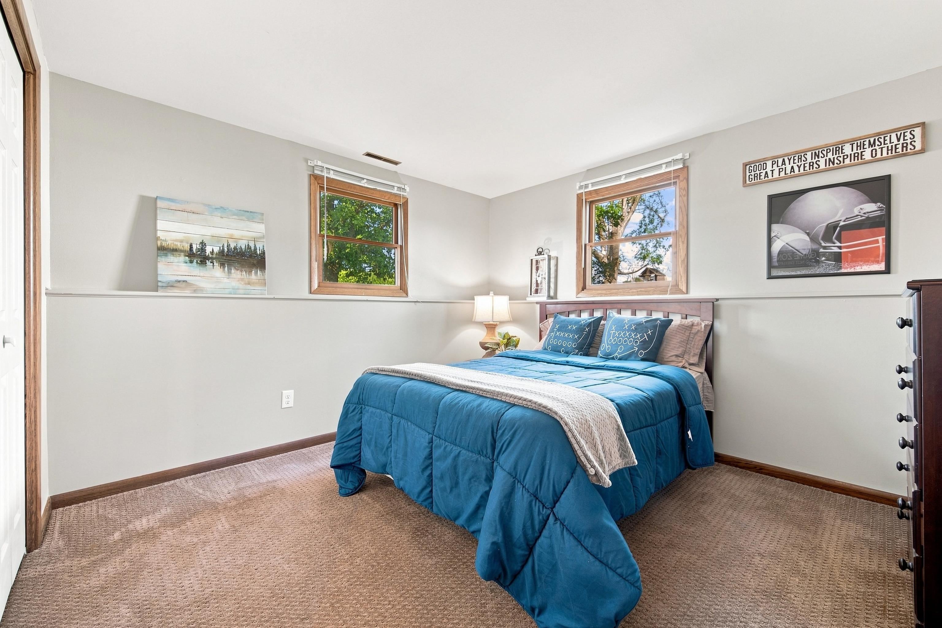 1601 S LINCOLN AVENUE, Marshfield, Wisconsin 54449, 4 Bedrooms Bedrooms, ,2 BathroomsBathrooms,Residential,For Sale,1601 S LINCOLN AVENUE,22604519