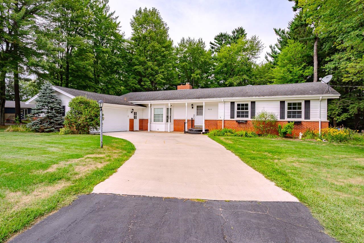 9010 REED ROAD, Rothschild, Wisconsin 54474, 4 Bedrooms Bedrooms, ,2 BathroomsBathrooms,Residential,For Sale,9010 REED ROAD,22604520