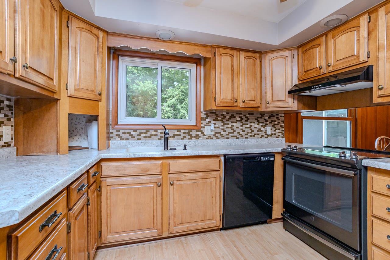 9010 REED ROAD, Rothschild, Wisconsin 54474, 4 Bedrooms Bedrooms, ,2 BathroomsBathrooms,Residential,For Sale,9010 REED ROAD,22604520