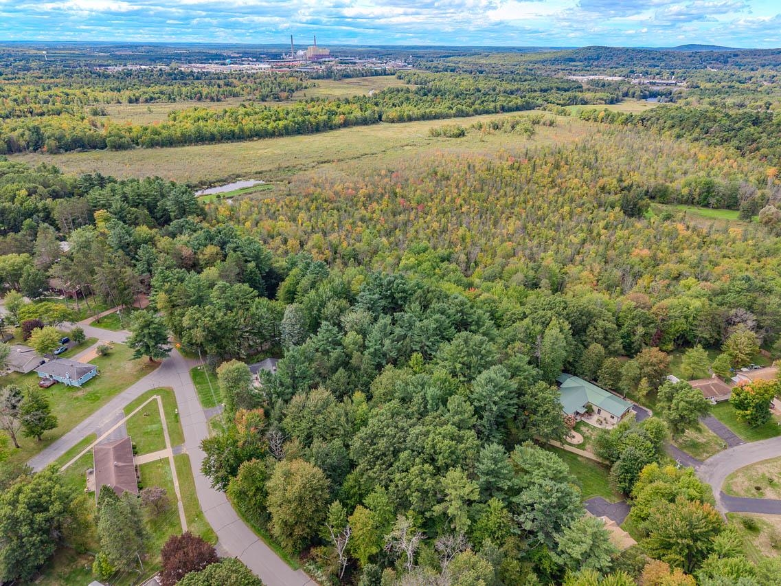 9010 REED ROAD, Rothschild, Wisconsin 54474, 4 Bedrooms Bedrooms, ,2 BathroomsBathrooms,Residential,For Sale,9010 REED ROAD,22604520