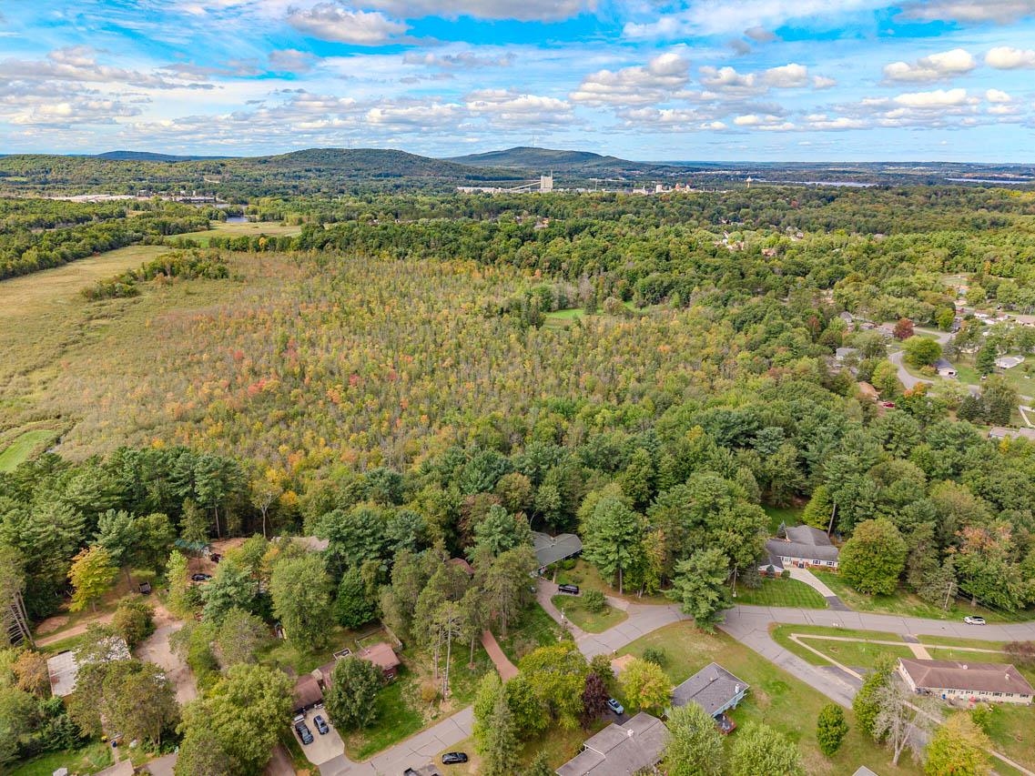 9010 REED ROAD, Rothschild, Wisconsin 54474, 4 Bedrooms Bedrooms, ,2 BathroomsBathrooms,Residential,For Sale,9010 REED ROAD,22604520