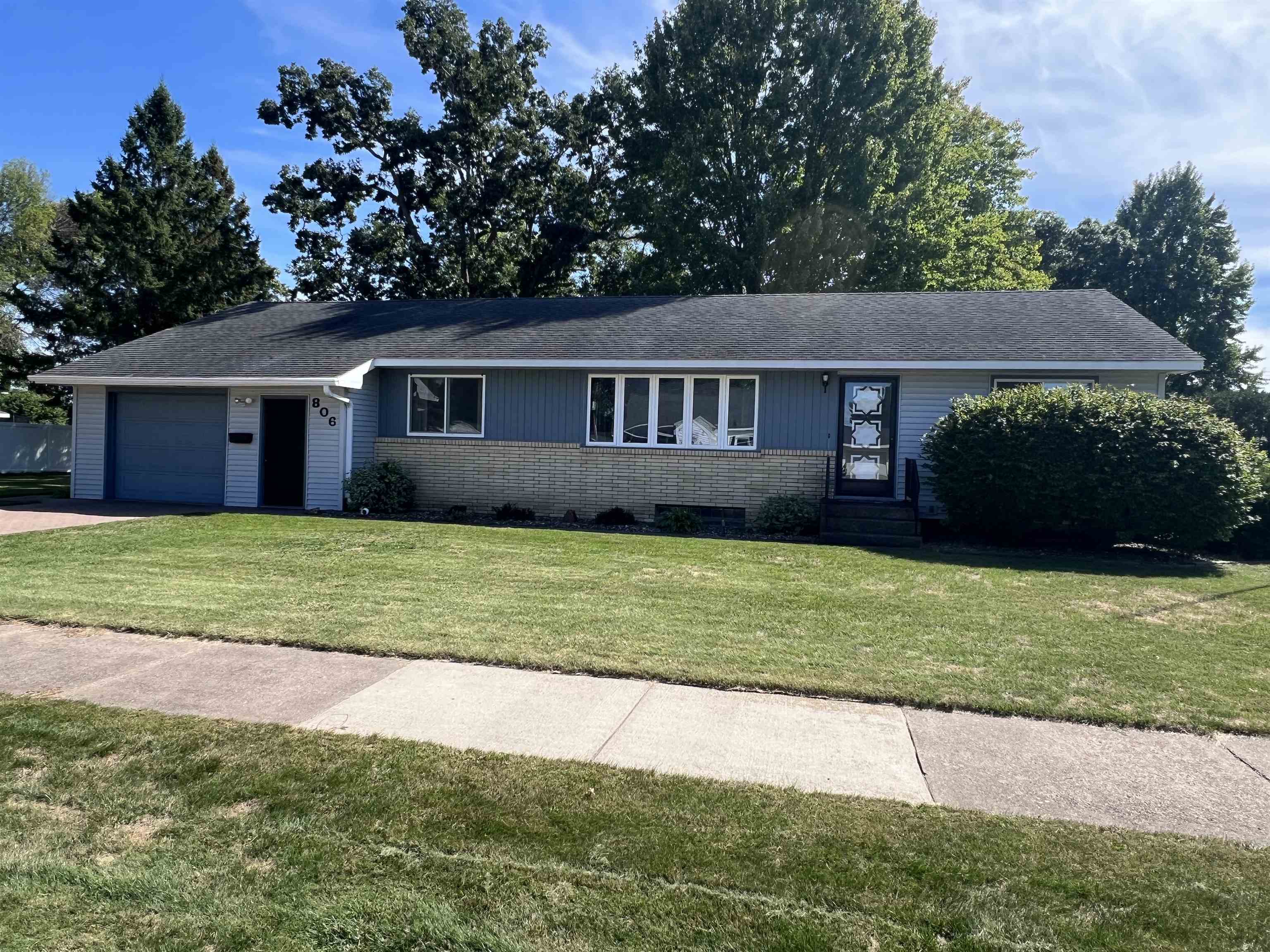 806 10TH STREET, Mosinee, Wisconsin 54455, 3 Bedrooms Bedrooms, ,1 BathroomBathrooms,Residential,For Sale,806 10TH STREET,22604525