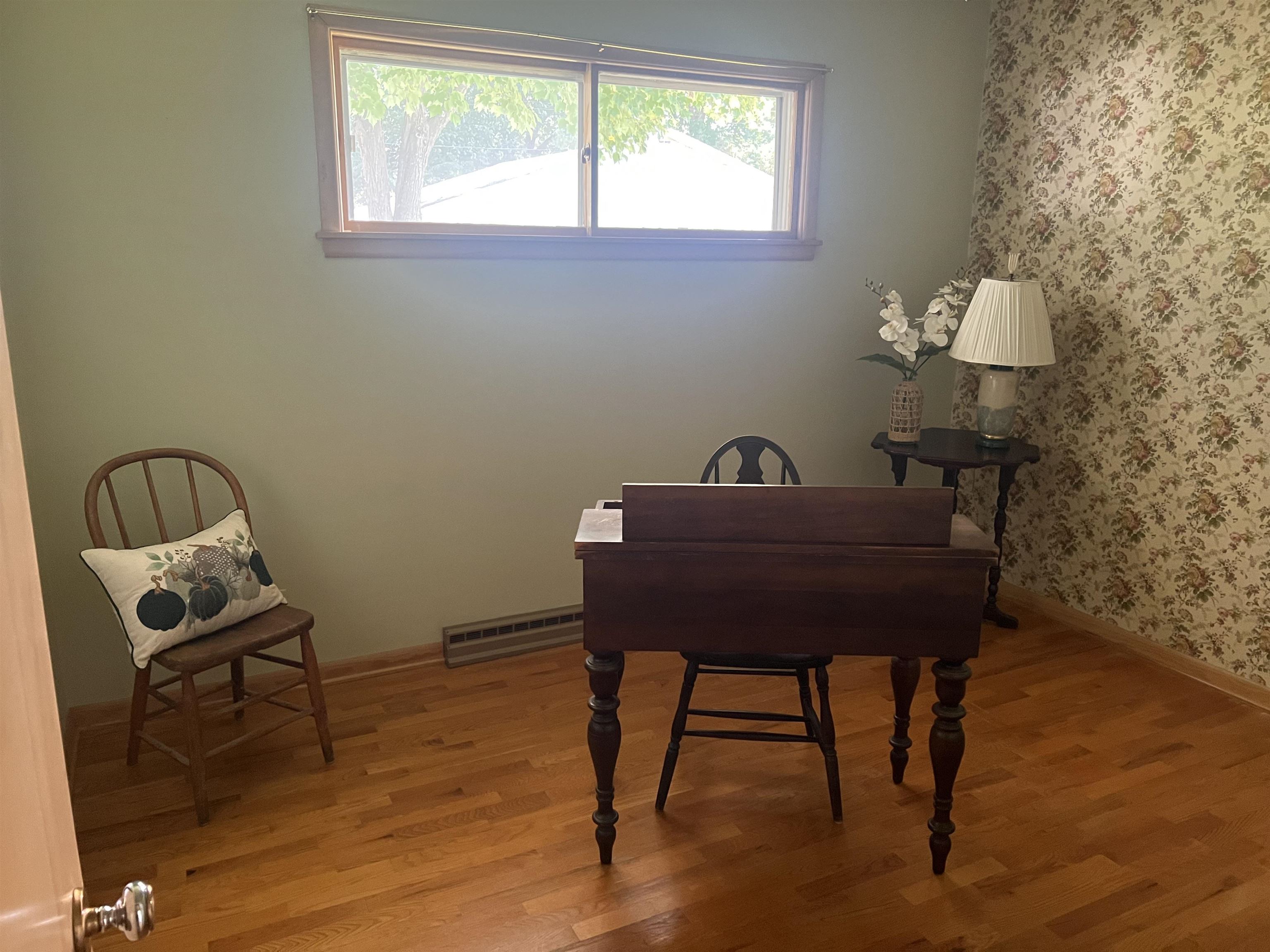 806 10TH STREET, Mosinee, Wisconsin 54455, 3 Bedrooms Bedrooms, ,1 BathroomBathrooms,Residential,For Sale,806 10TH STREET,22604525