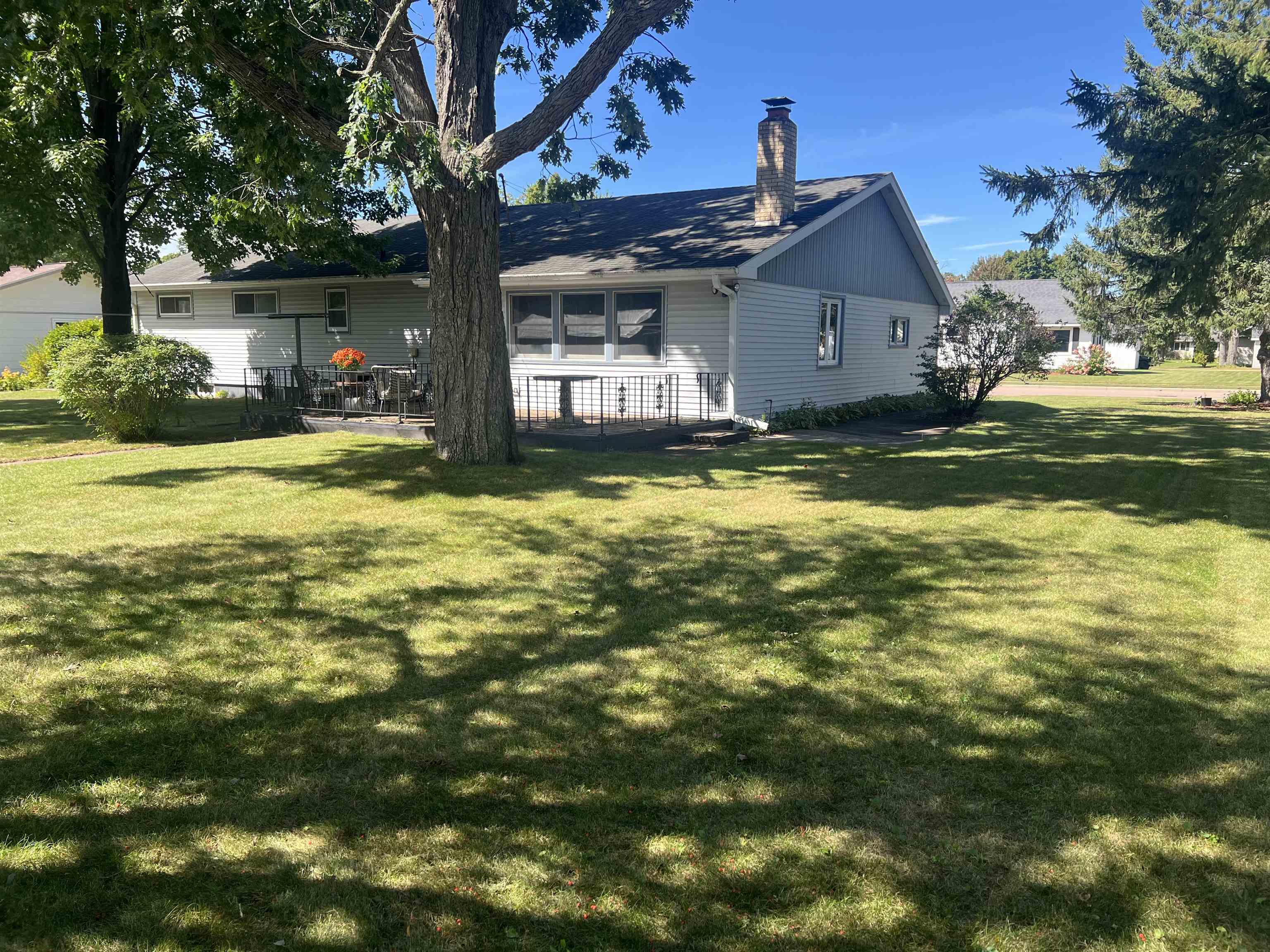 806 10TH STREET, Mosinee, Wisconsin 54455, 3 Bedrooms Bedrooms, ,1 BathroomBathrooms,Residential,For Sale,806 10TH STREET,22604525