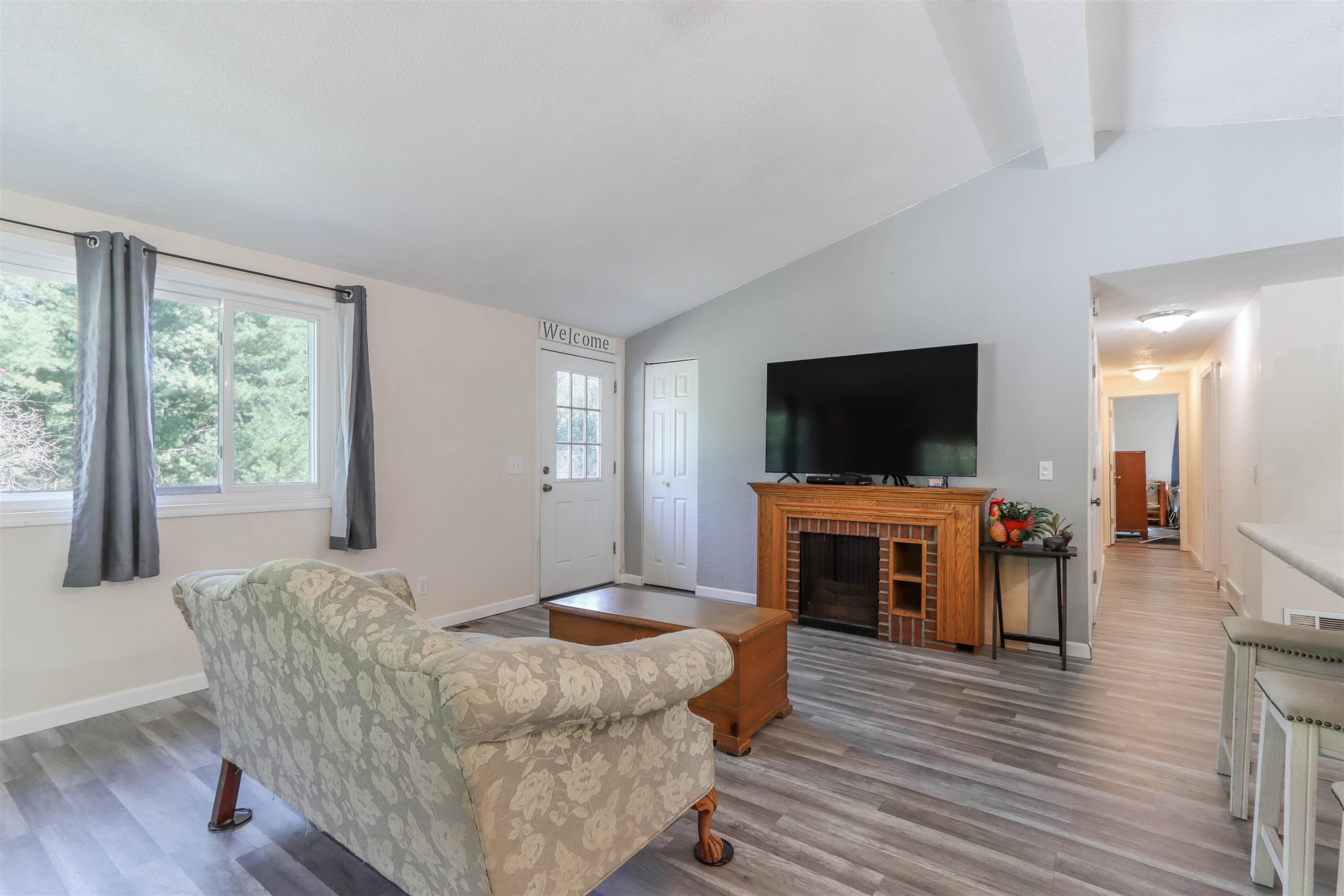 8610 LAKE ROAD, Wisconsin Rapids, Wisconsin 54494, 3 Bedrooms Bedrooms, ,2 BathroomsBathrooms,Residential,For Sale,8610 LAKE ROAD,22604532