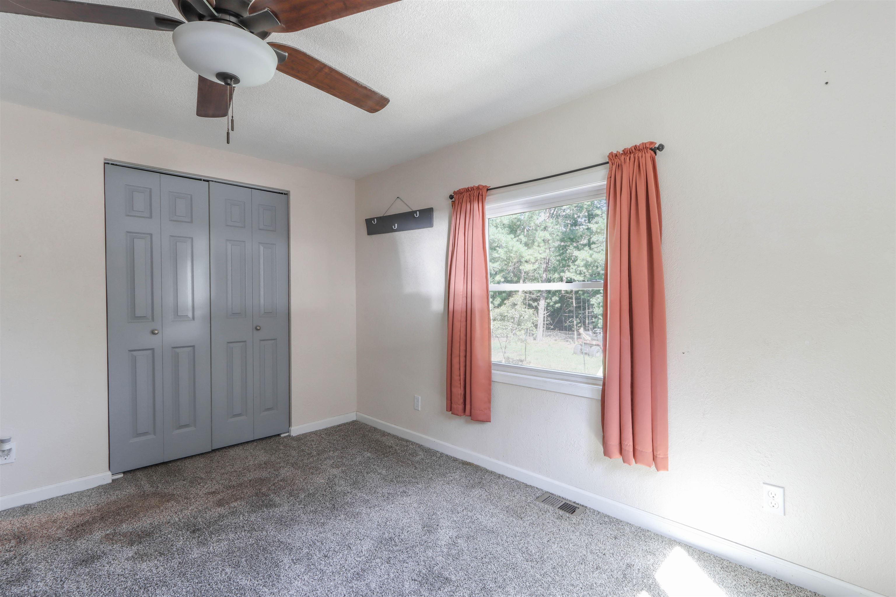 8610 LAKE ROAD, Wisconsin Rapids, Wisconsin 54494, 3 Bedrooms Bedrooms, ,2 BathroomsBathrooms,Residential,For Sale,8610 LAKE ROAD,22604532