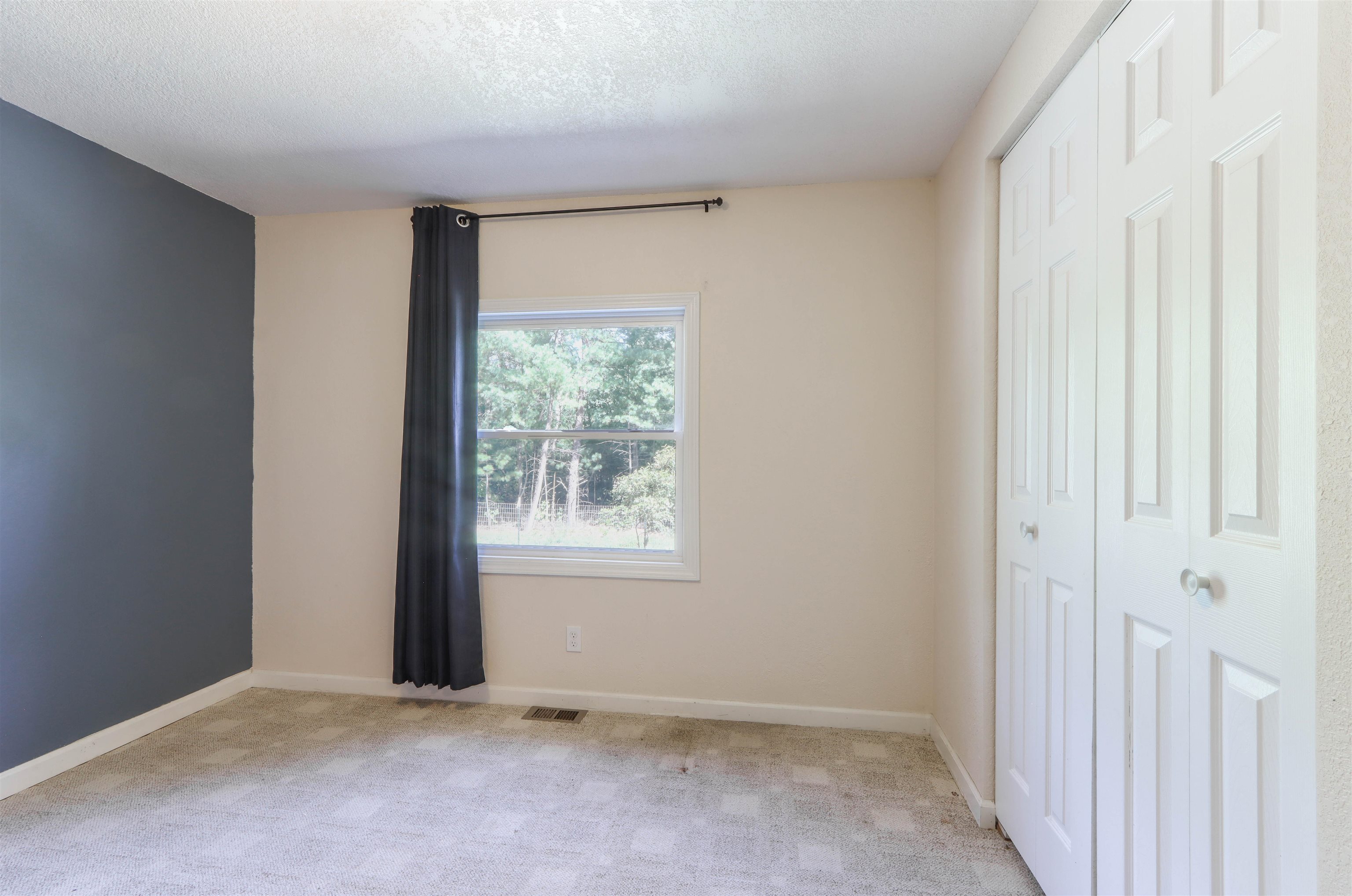 8610 LAKE ROAD, Wisconsin Rapids, Wisconsin 54494, 3 Bedrooms Bedrooms, ,2 BathroomsBathrooms,Residential,For Sale,8610 LAKE ROAD,22604532