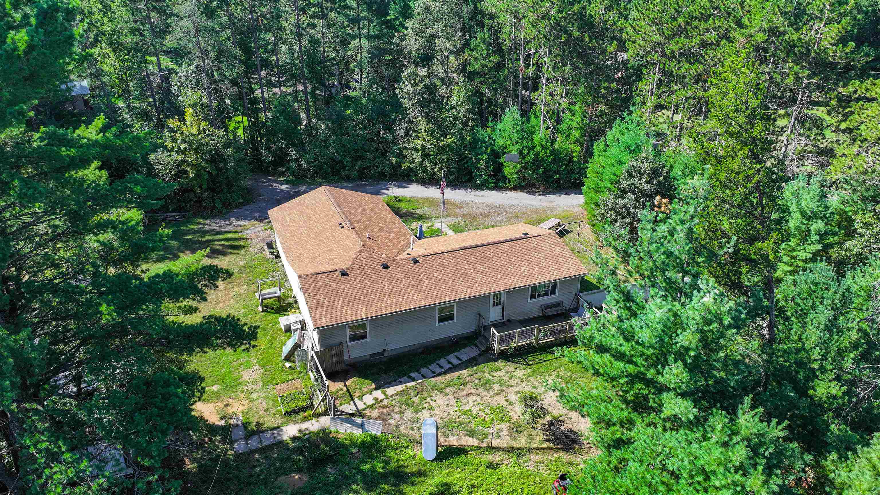 8610 LAKE ROAD, Wisconsin Rapids, Wisconsin 54494, 3 Bedrooms Bedrooms, ,2 BathroomsBathrooms,Residential,For Sale,8610 LAKE ROAD,22604532